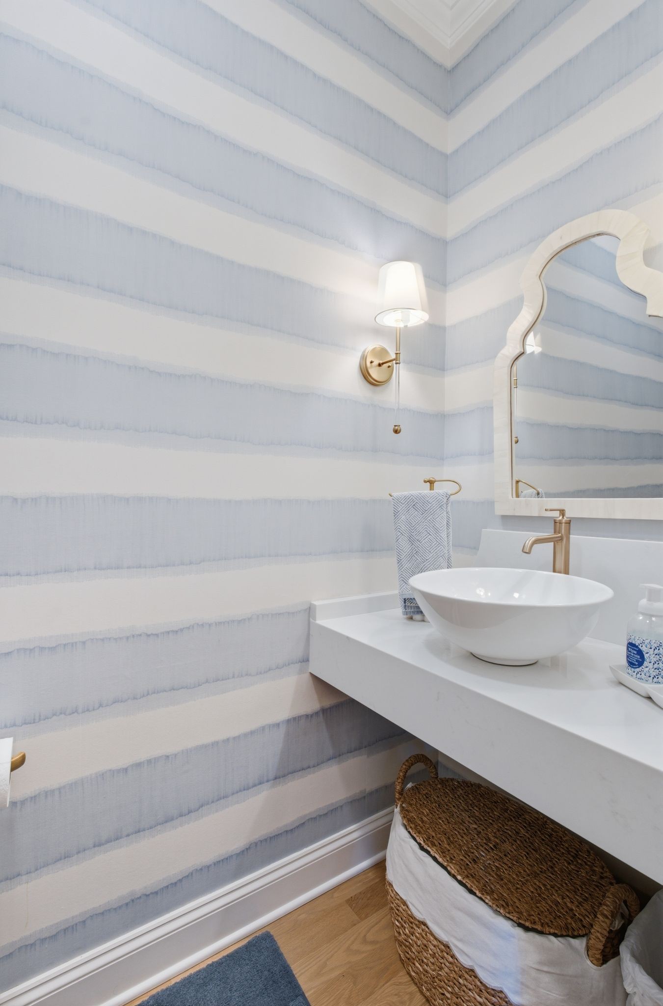 4400 Belmont Park Ter Unit: 157