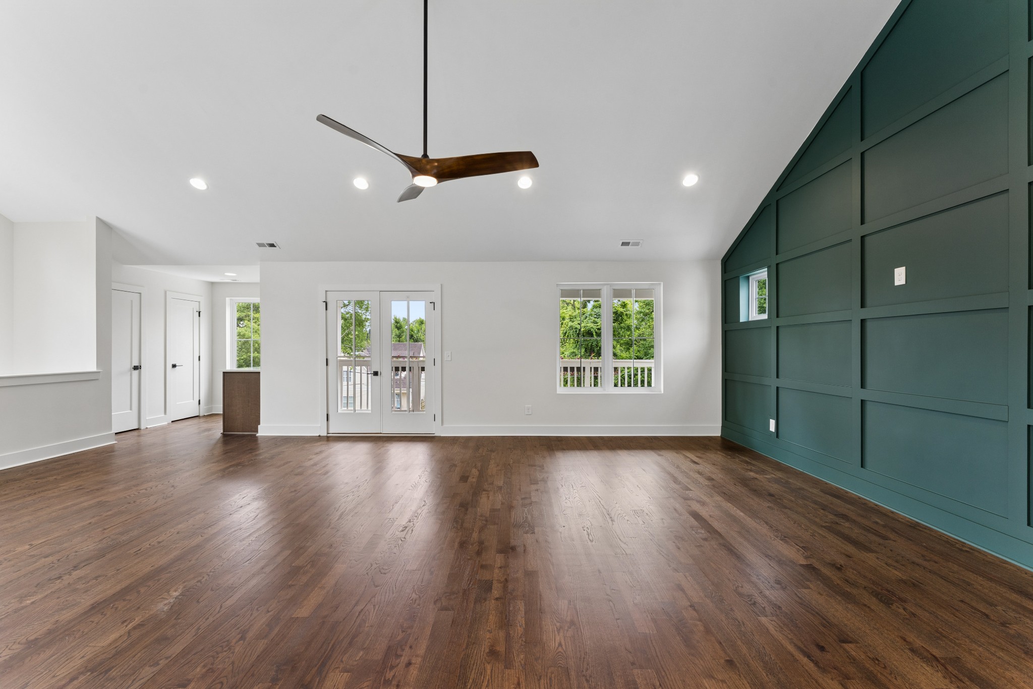 339 Gatewood Ave