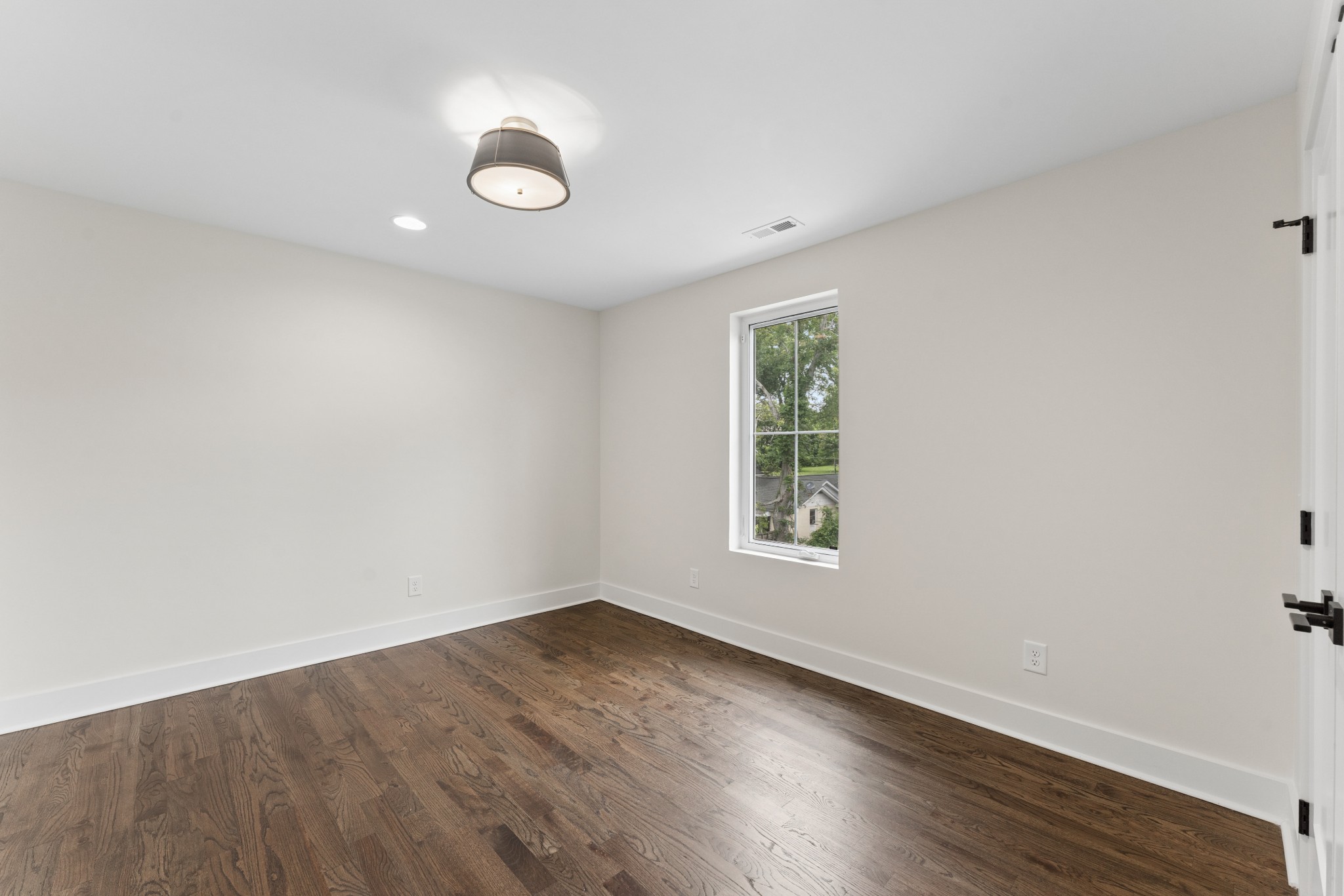 339 Gatewood Ave