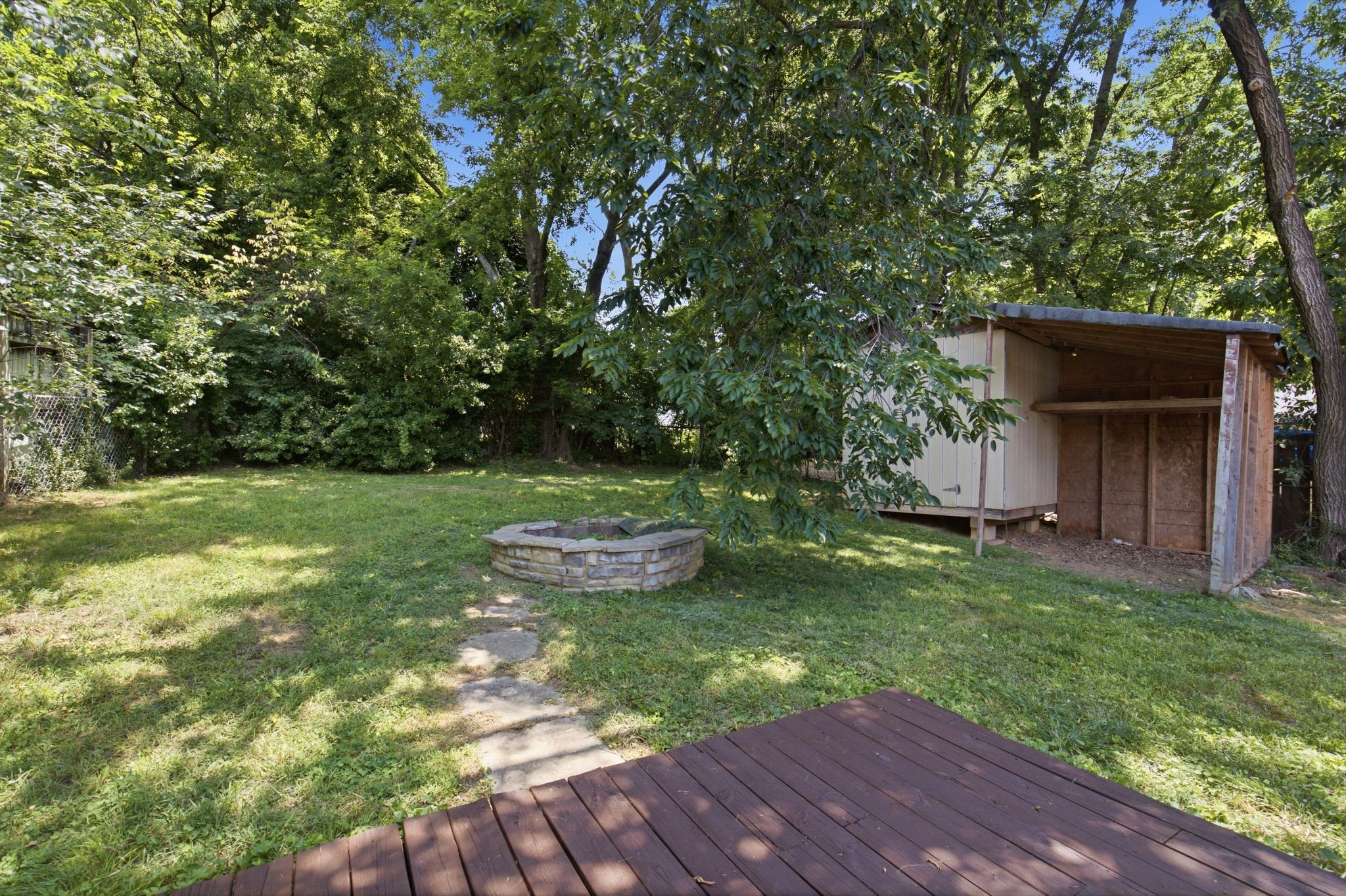 216 Stirton Rd