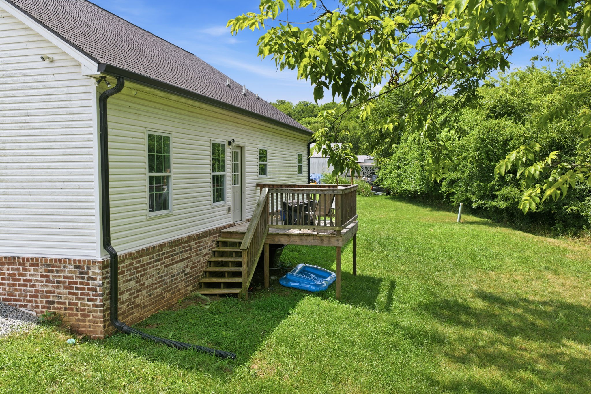 94 Hickory Ridge Ln