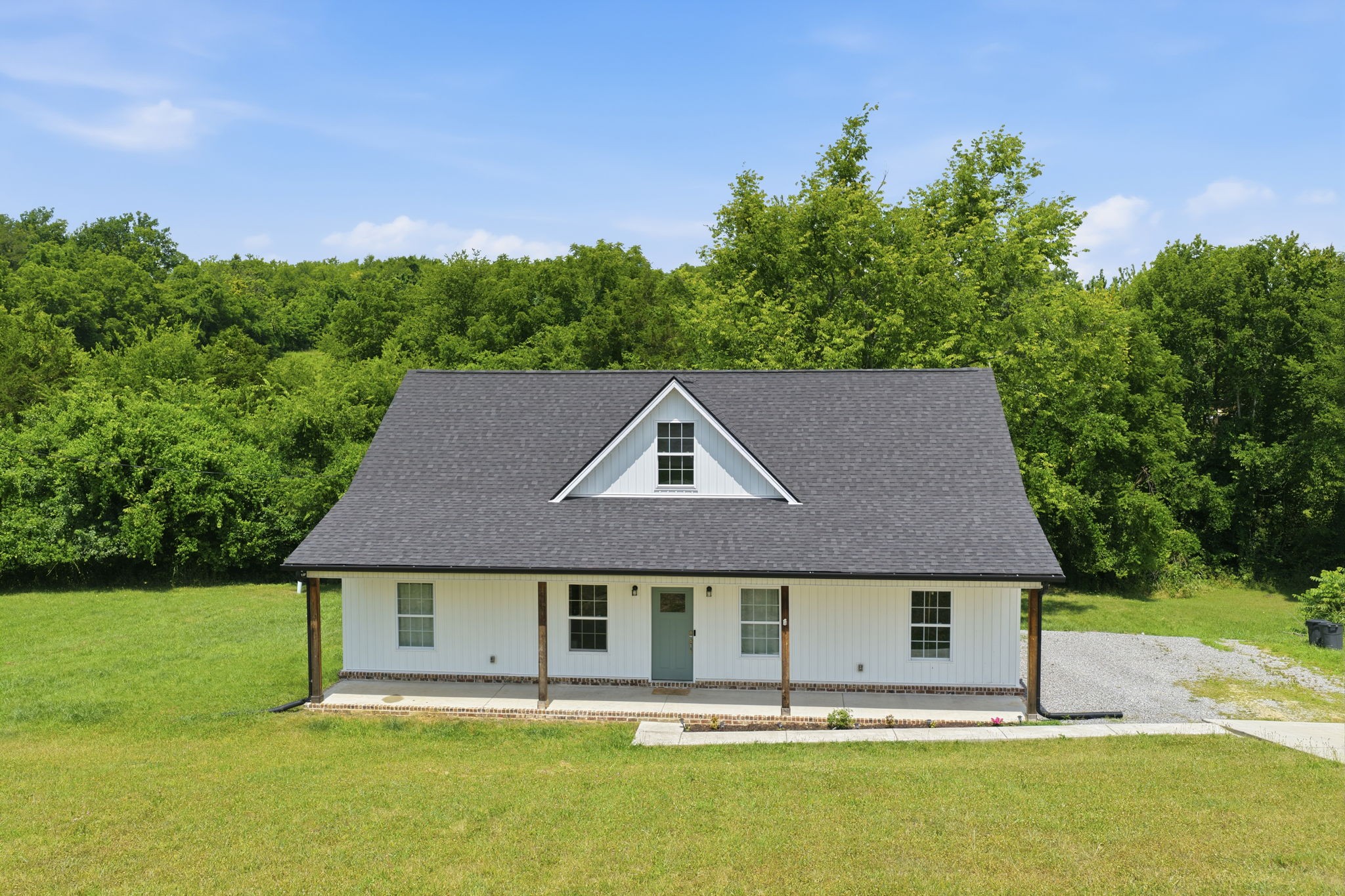 94 Hickory Ridge Ln