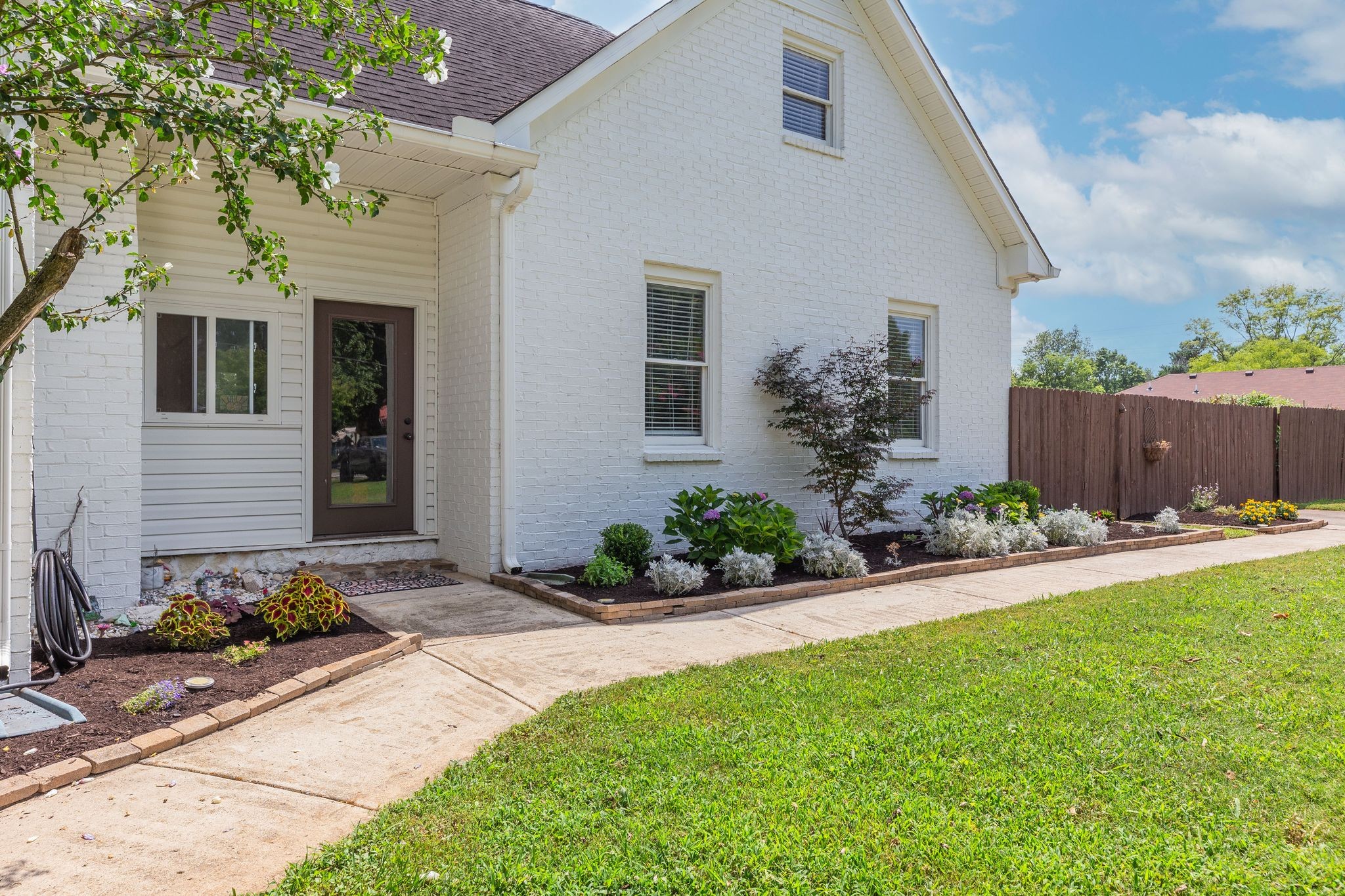 1181 Allen Rd