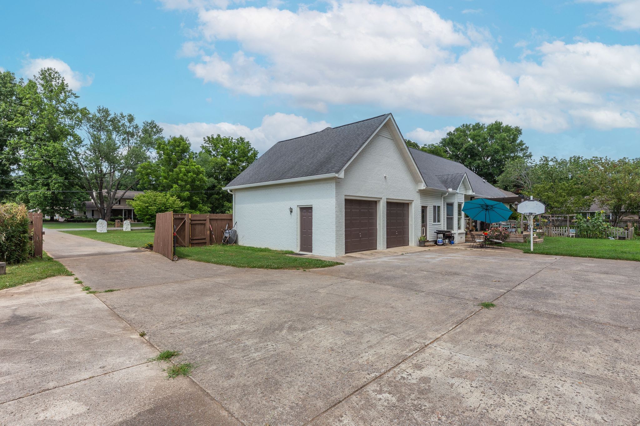 1181 Allen Rd