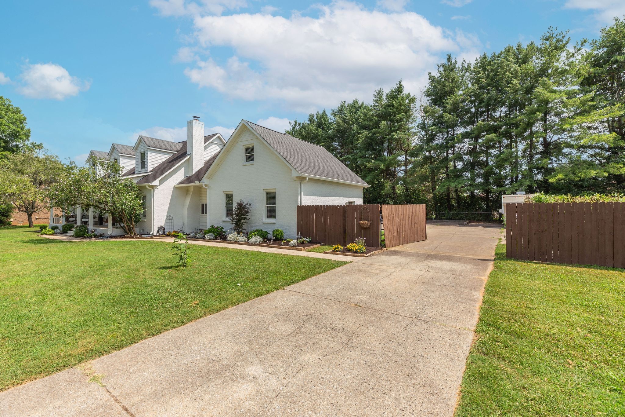 1181 Allen Rd