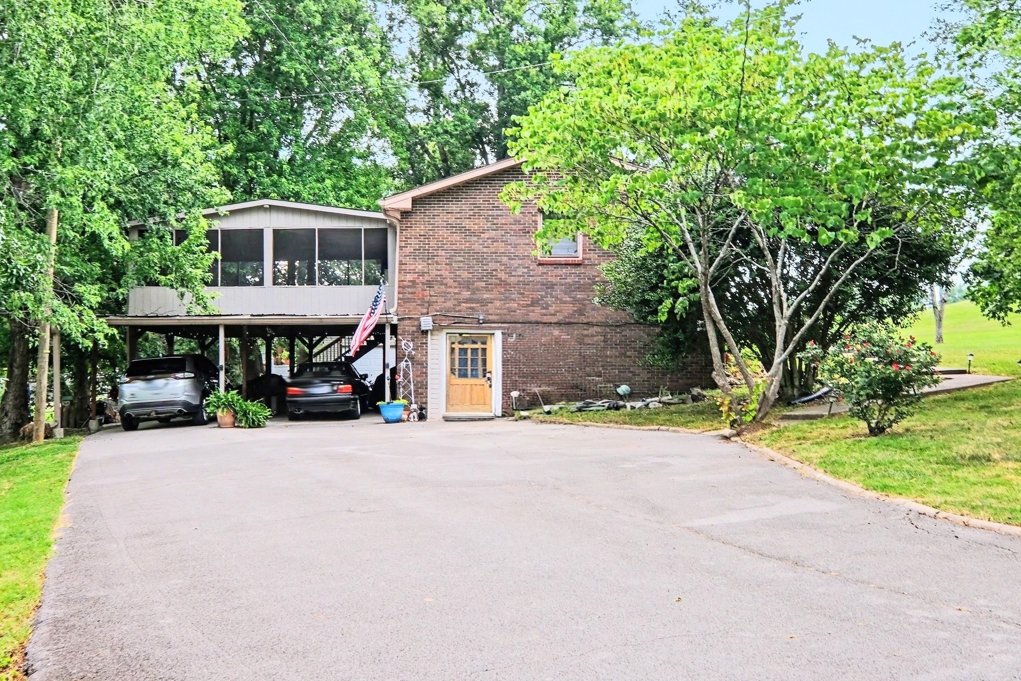 5001 Wilkerson Dr