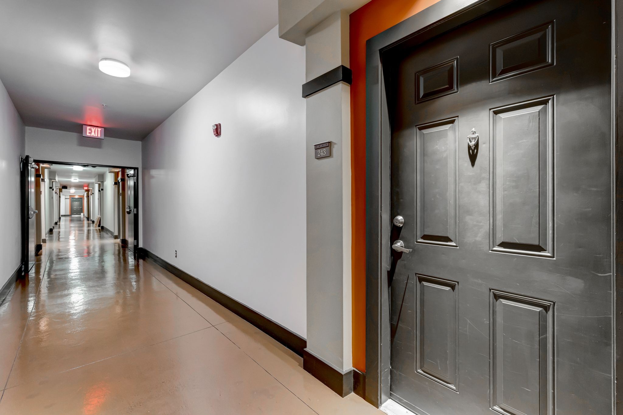 3000 Vanderbilt Pl Unit: 204