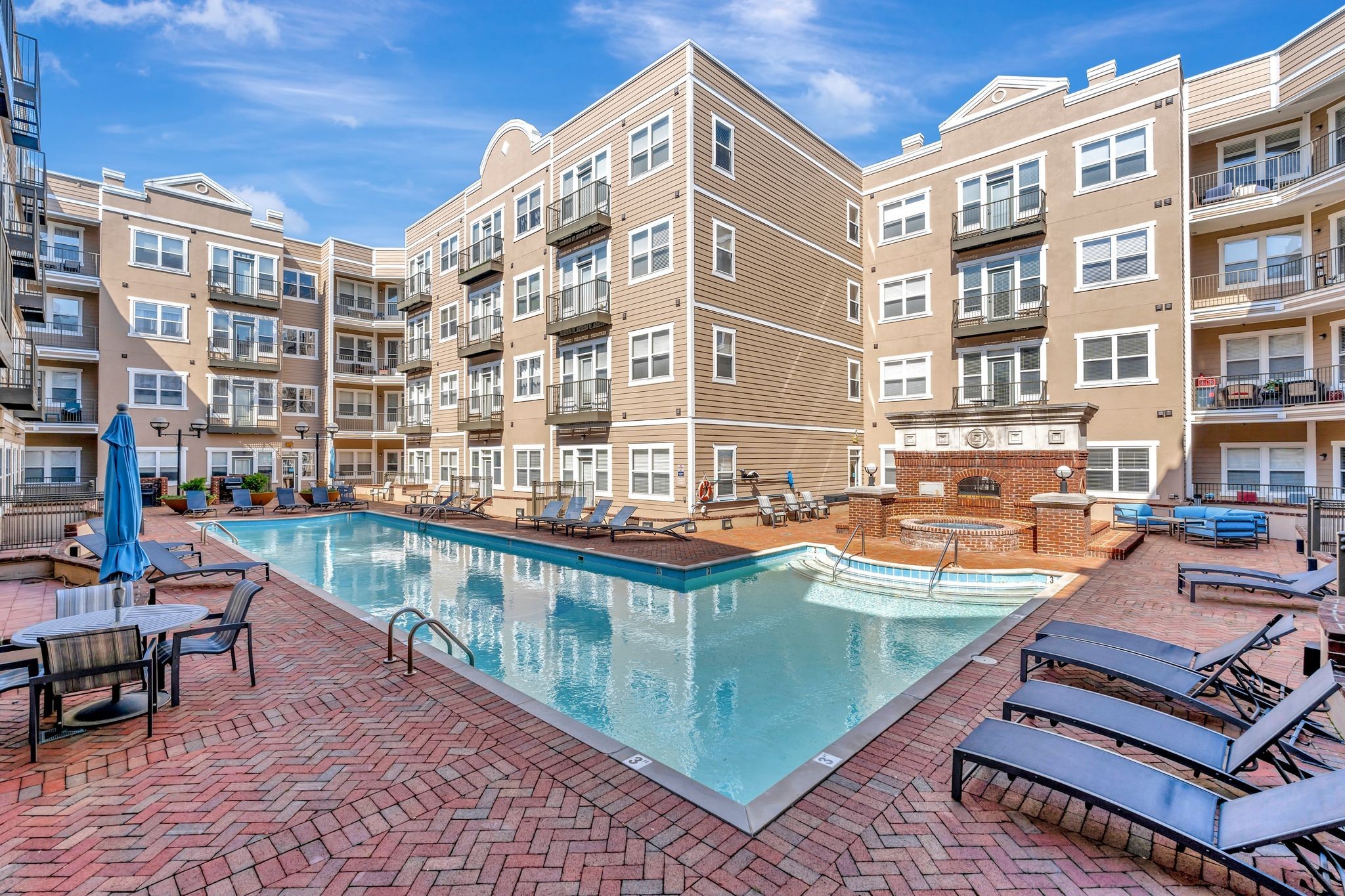 3000 Vanderbilt Pl Unit: 243