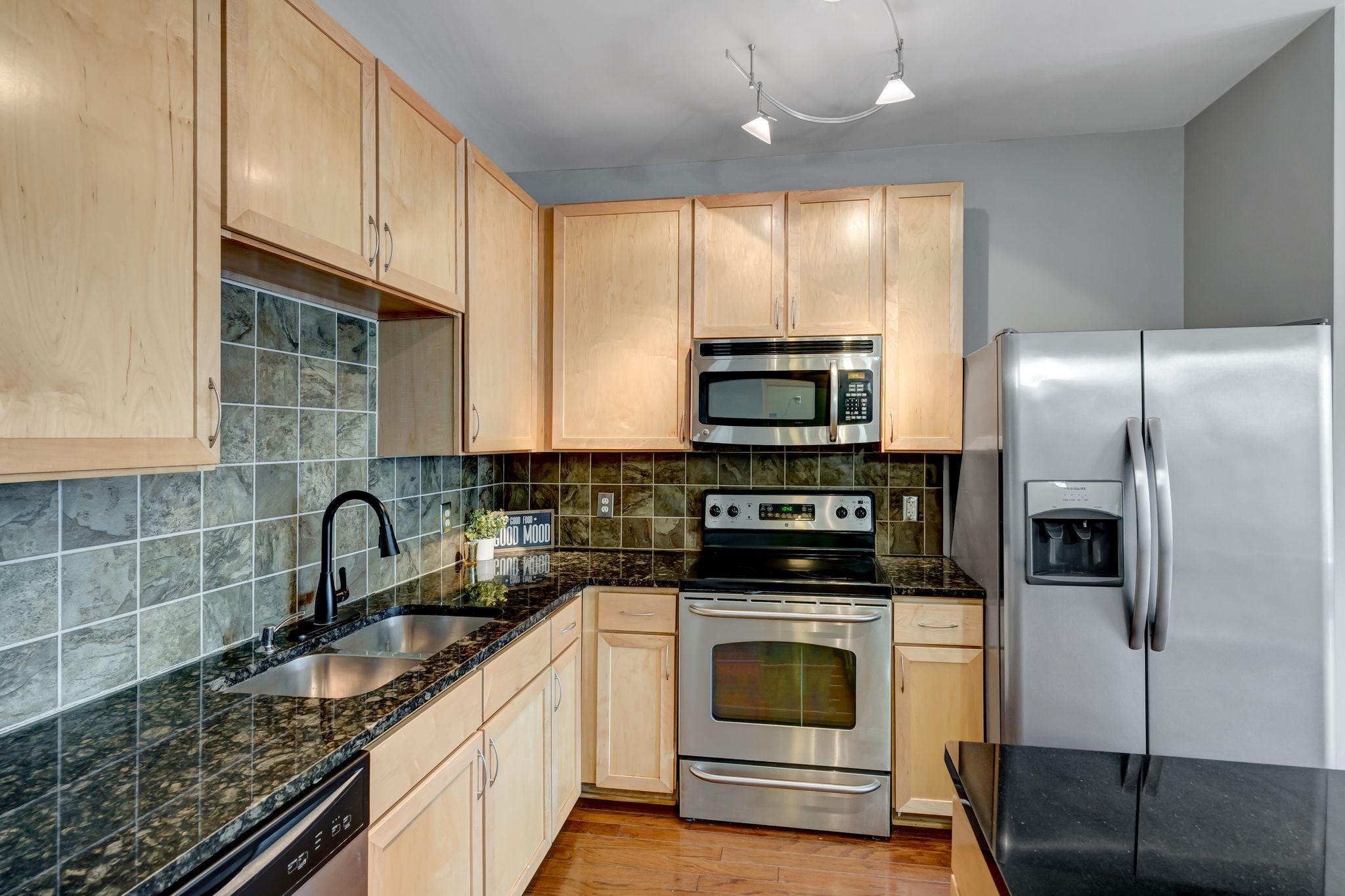 3000 Vanderbilt Pl Unit: 243