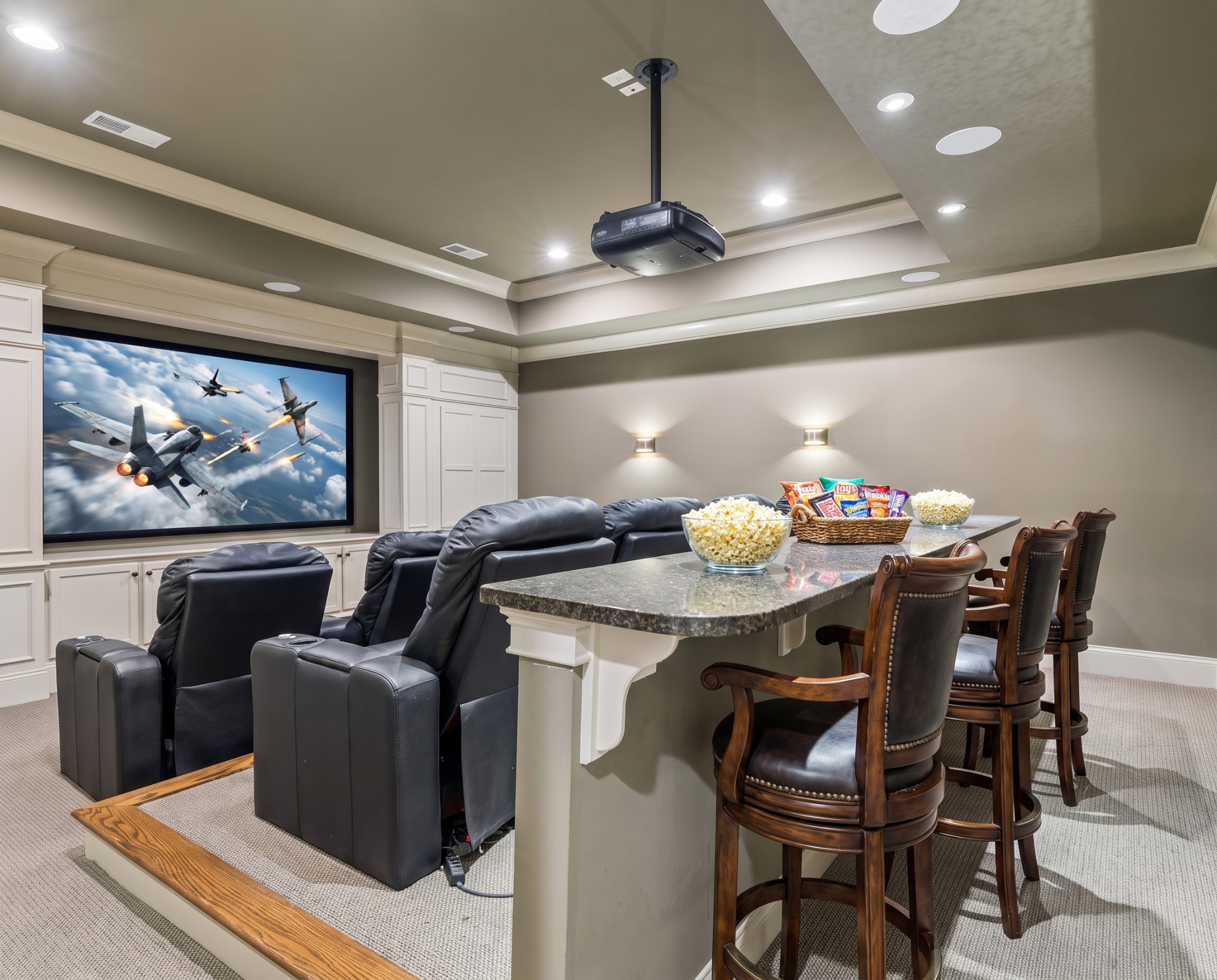 1037 Vaughn Crest Dr