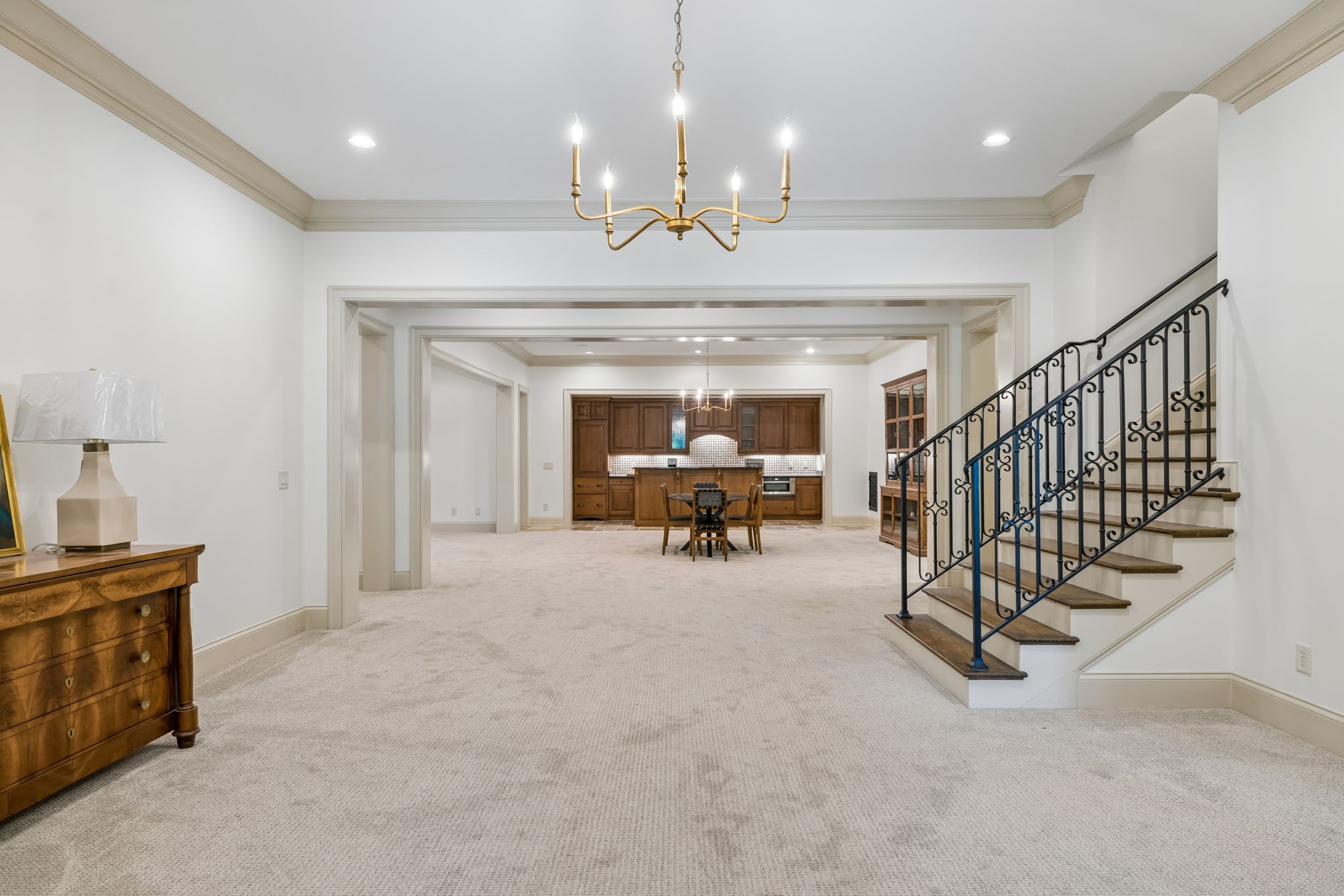 1037 Vaughn Crest Dr