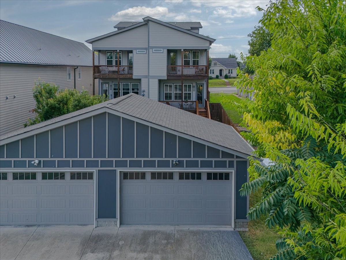 130A Rains Ave