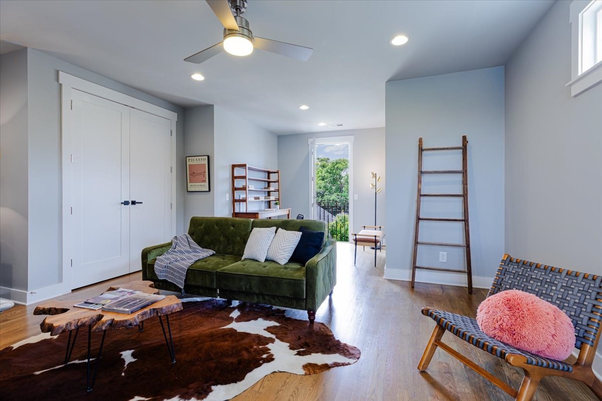 130A Rains Ave