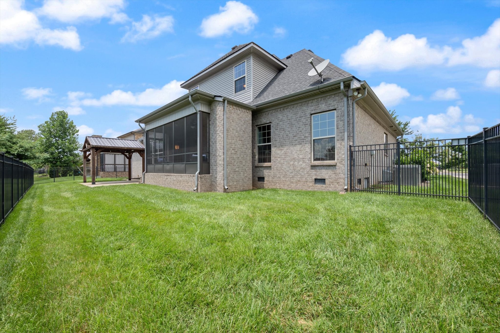 730 Dallas Ct