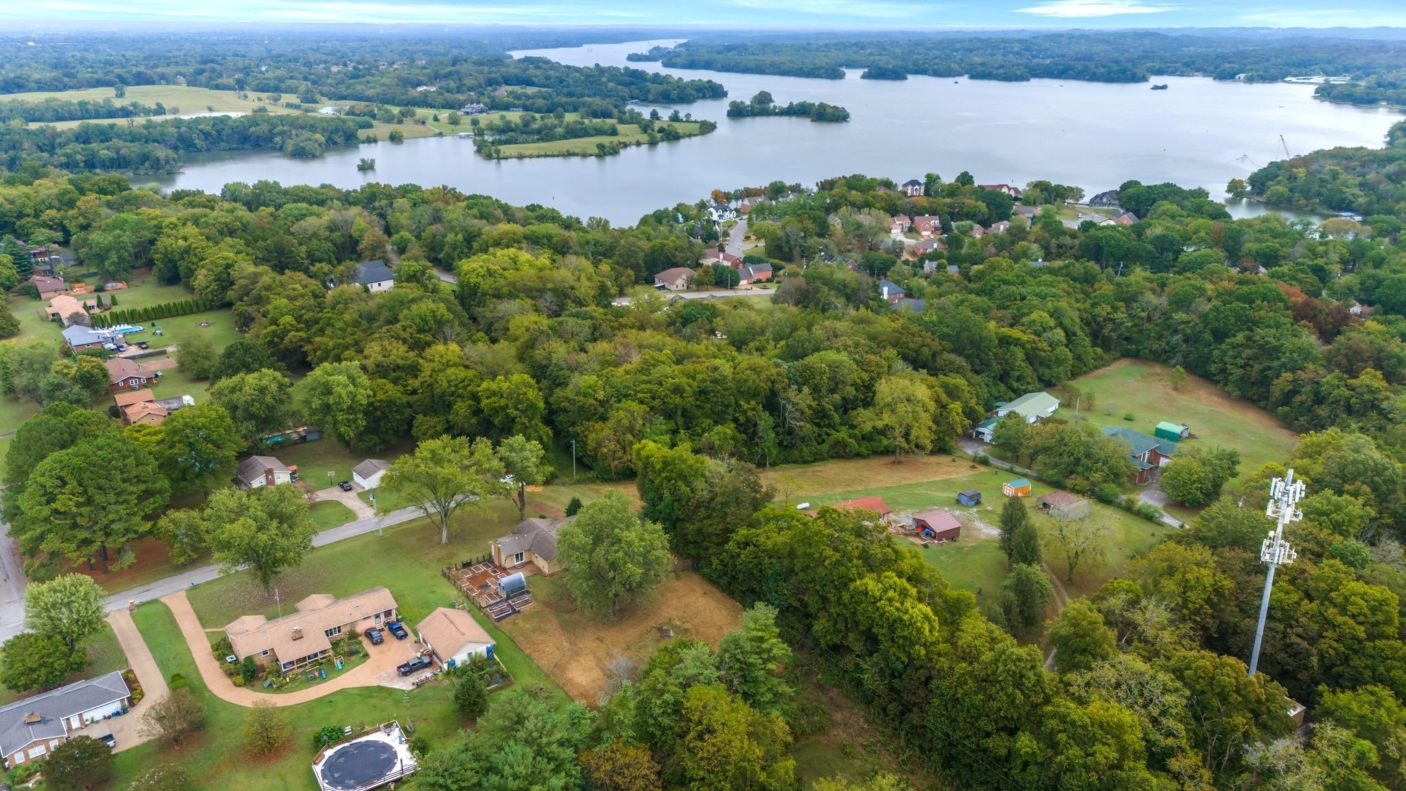 622 Oakwood Ter
