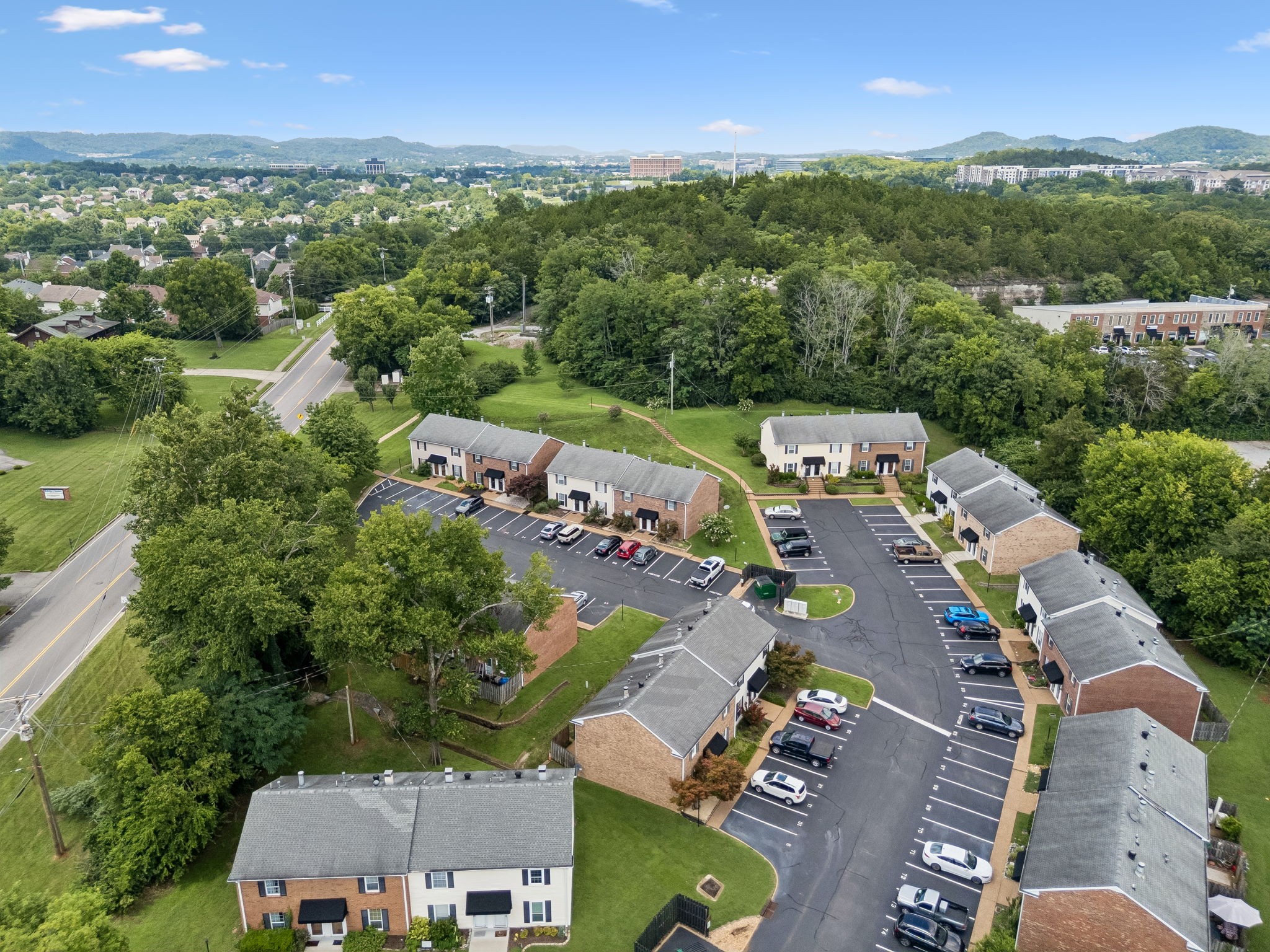 200 N Royal Oaks Blvd Unit: E1