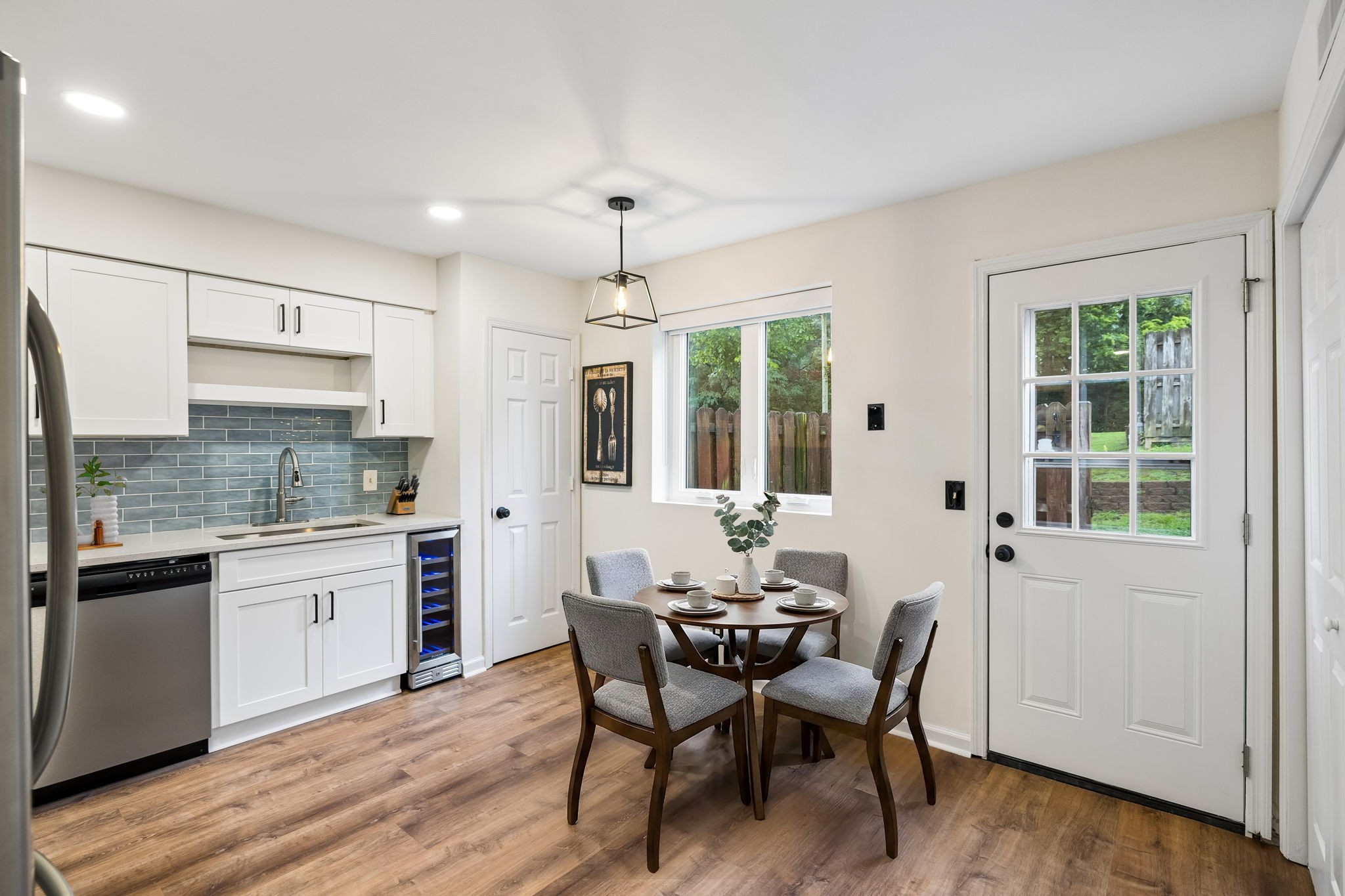 200 N Royal Oaks Blvd Unit: E1