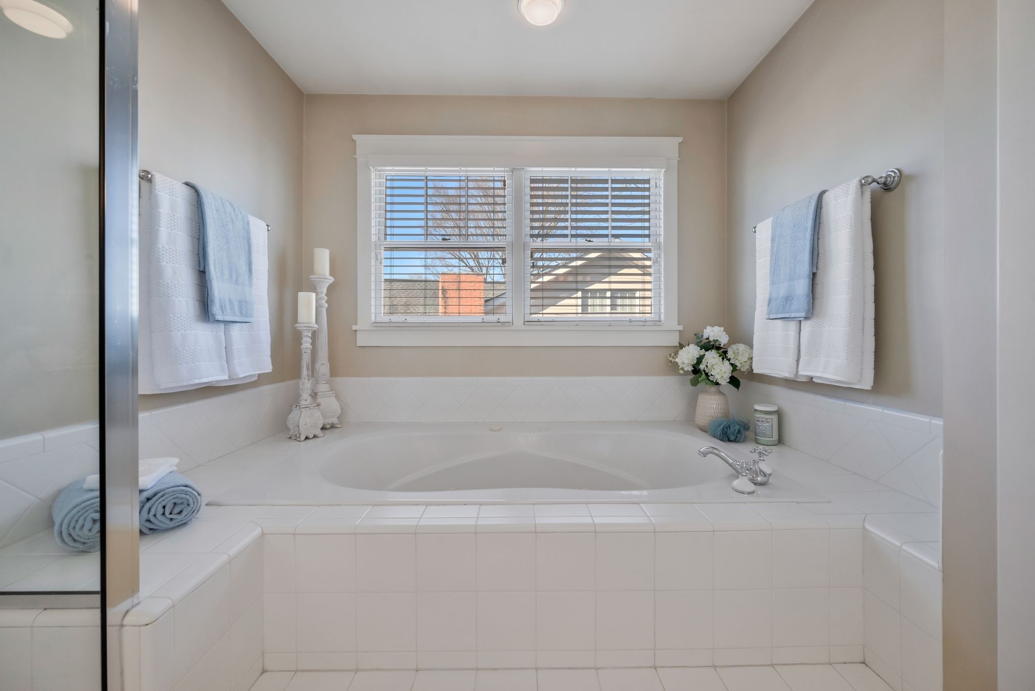 203A Woodmont Cir