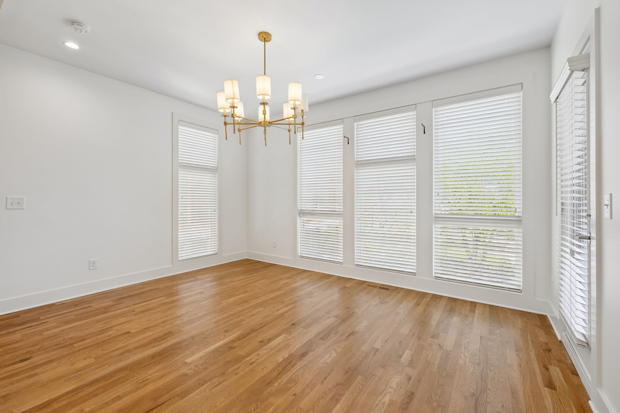 110 Oceola Ave Unit: 10