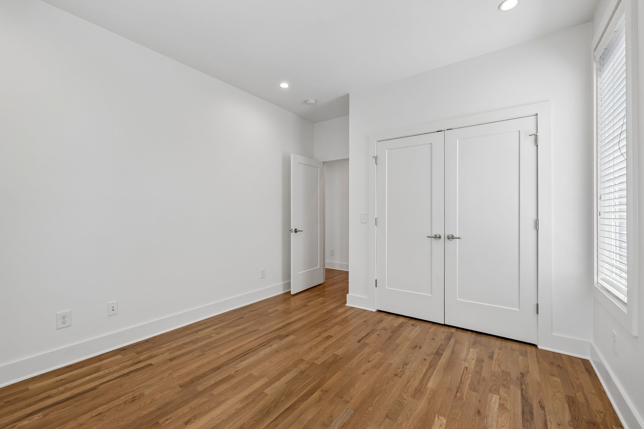 110 Oceola Ave Unit: 10