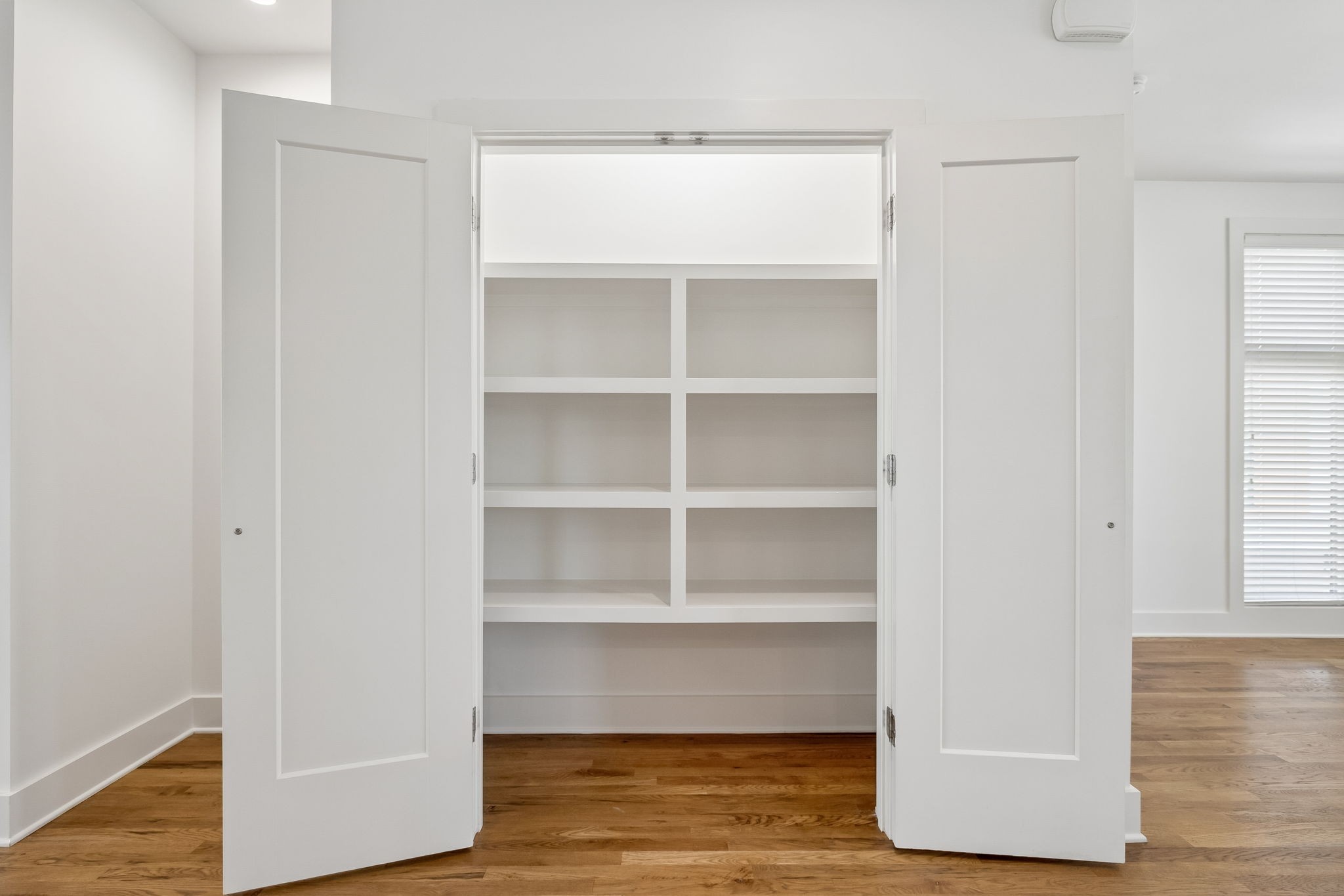 110 Oceola Ave Unit: 10