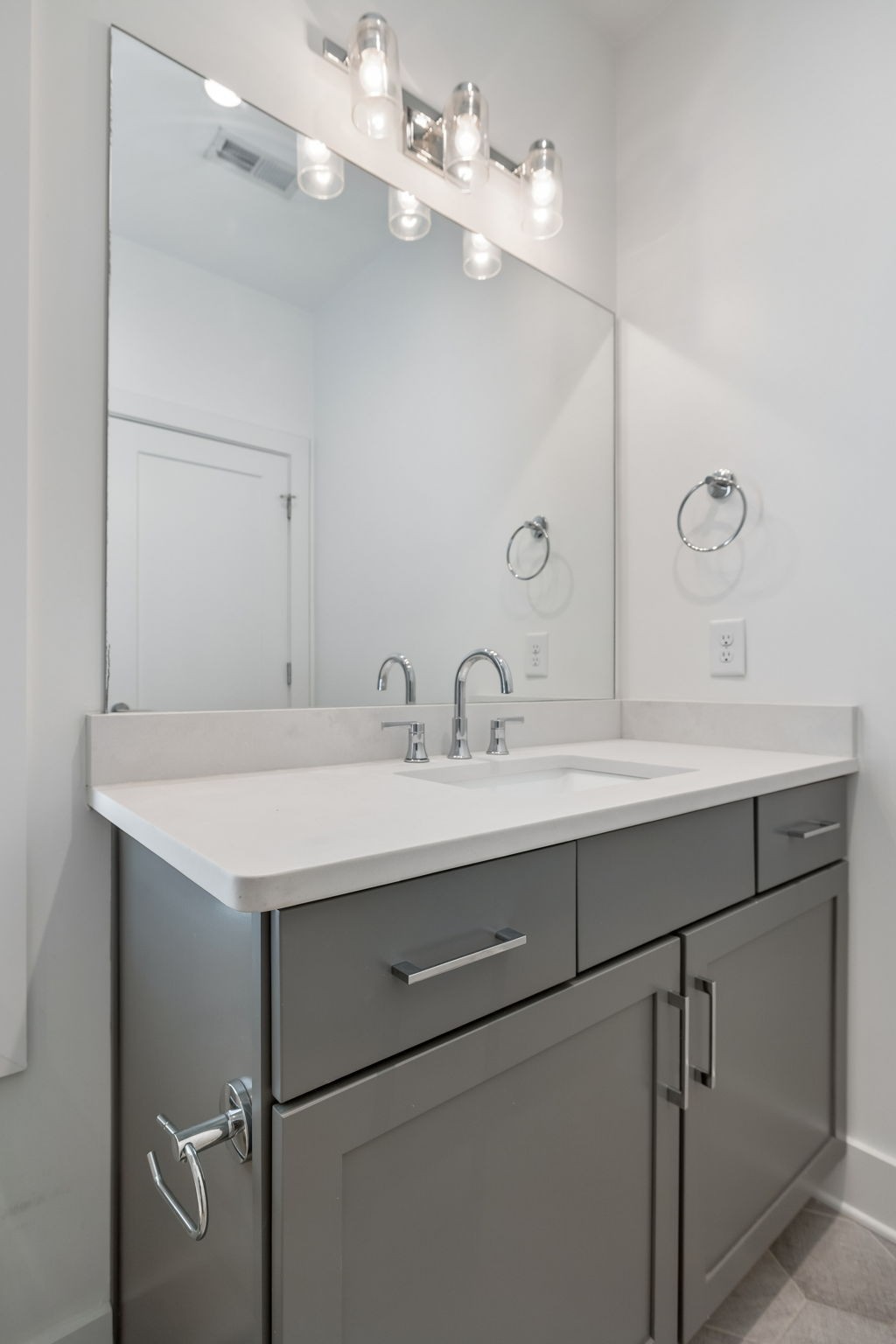110 Oceola Ave Unit: 10