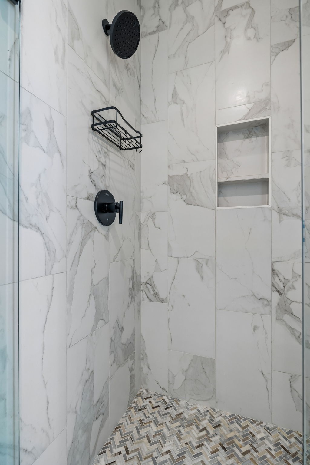 110 Oceola Ave Unit: 10
