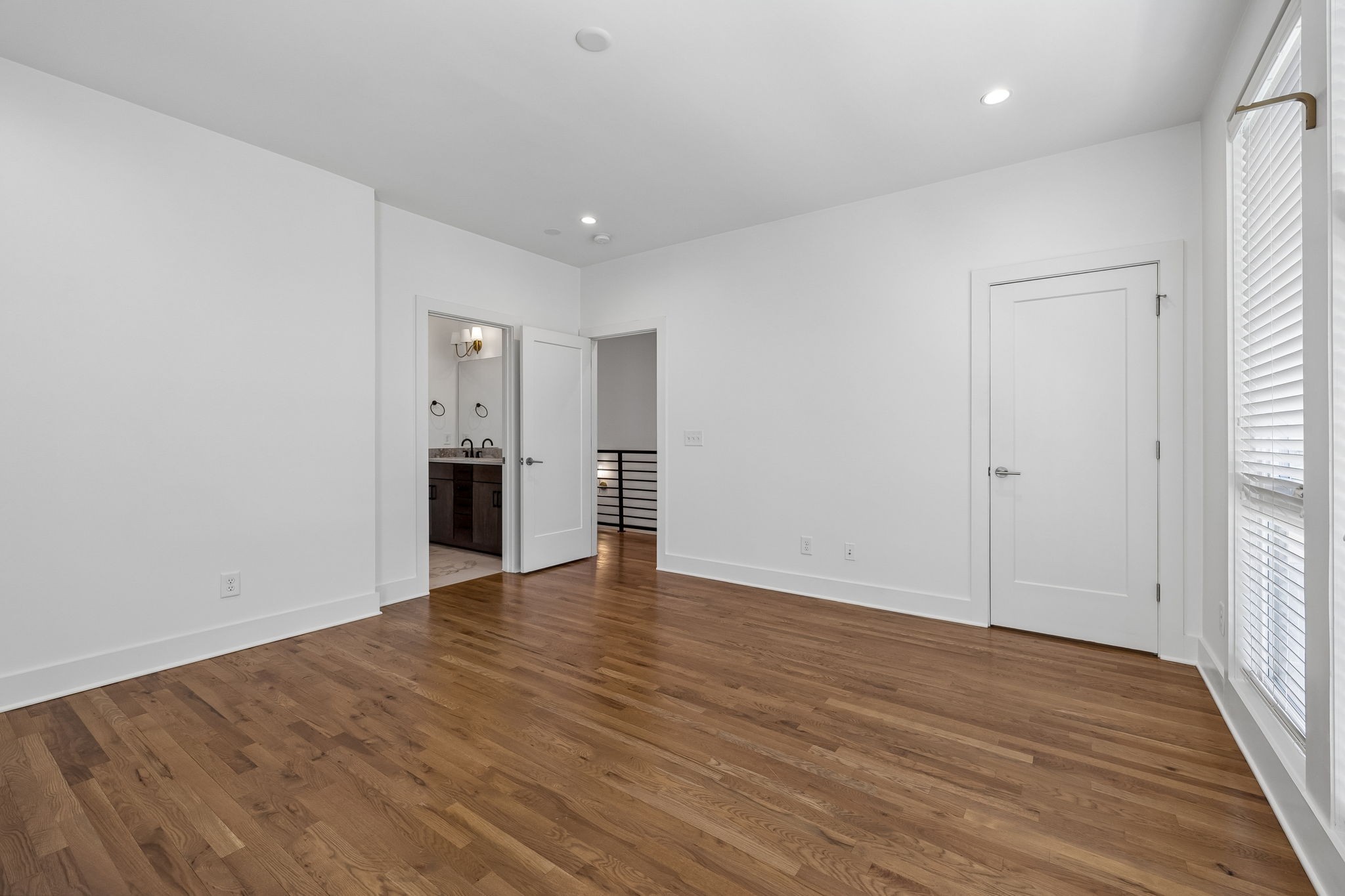 110 Oceola Ave Unit: 10