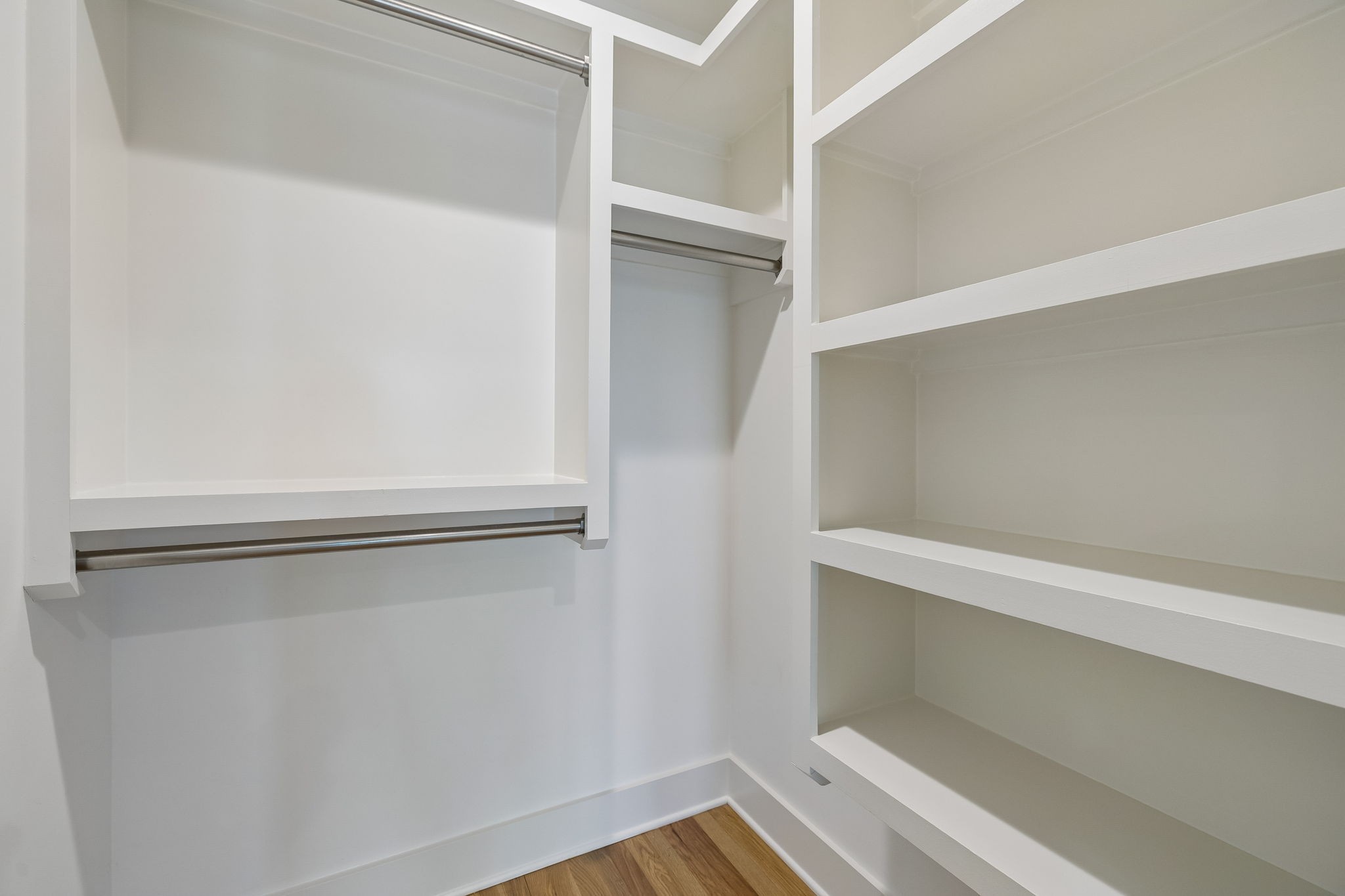 110 Oceola Ave Unit: 10