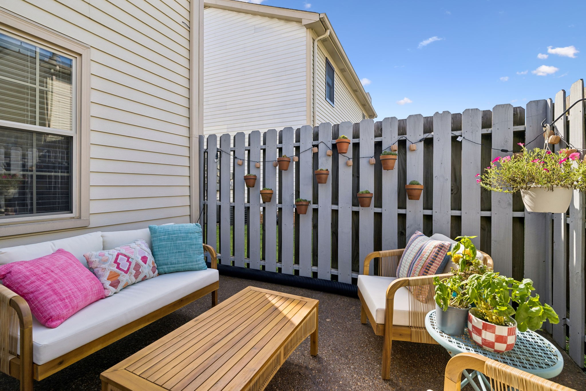 917 Brentwood Pt