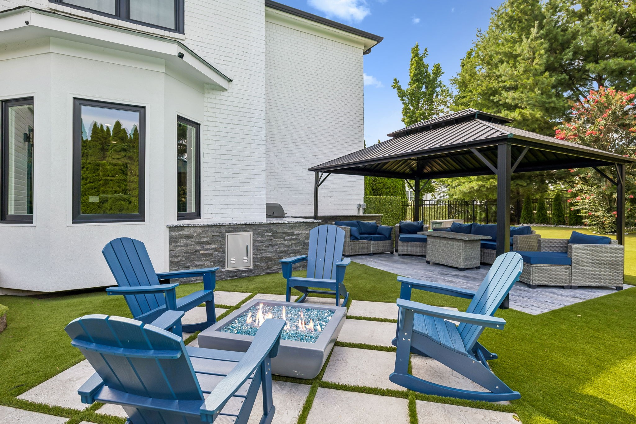 2112 Summer Hill Cir