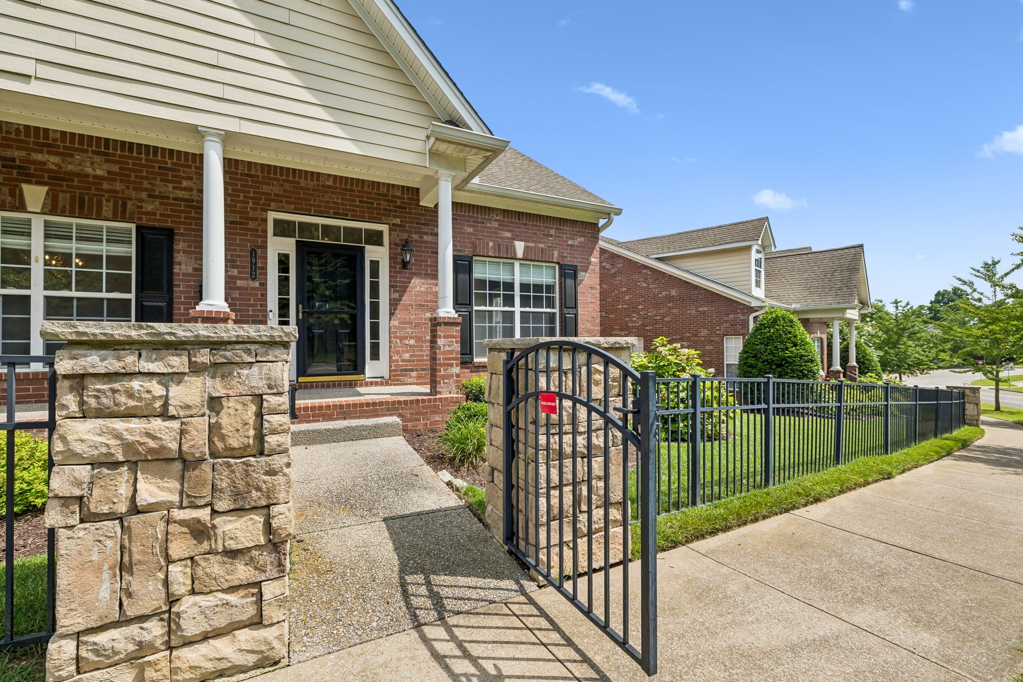 1912 Turning Wheel Ln