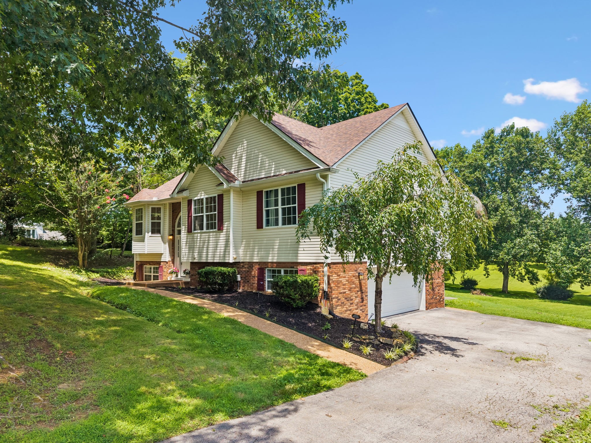 2024 Big Oak Dr