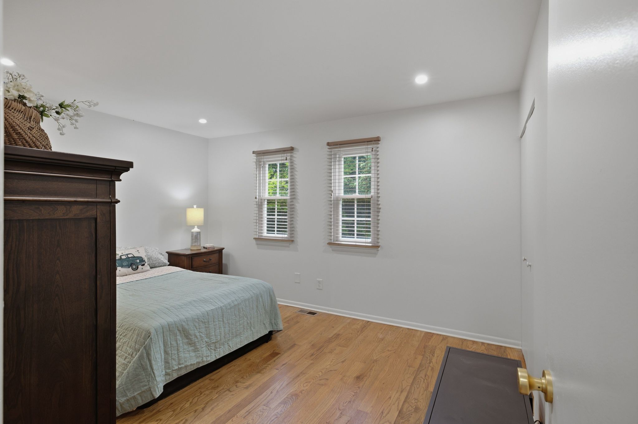 1408 Granville Rd