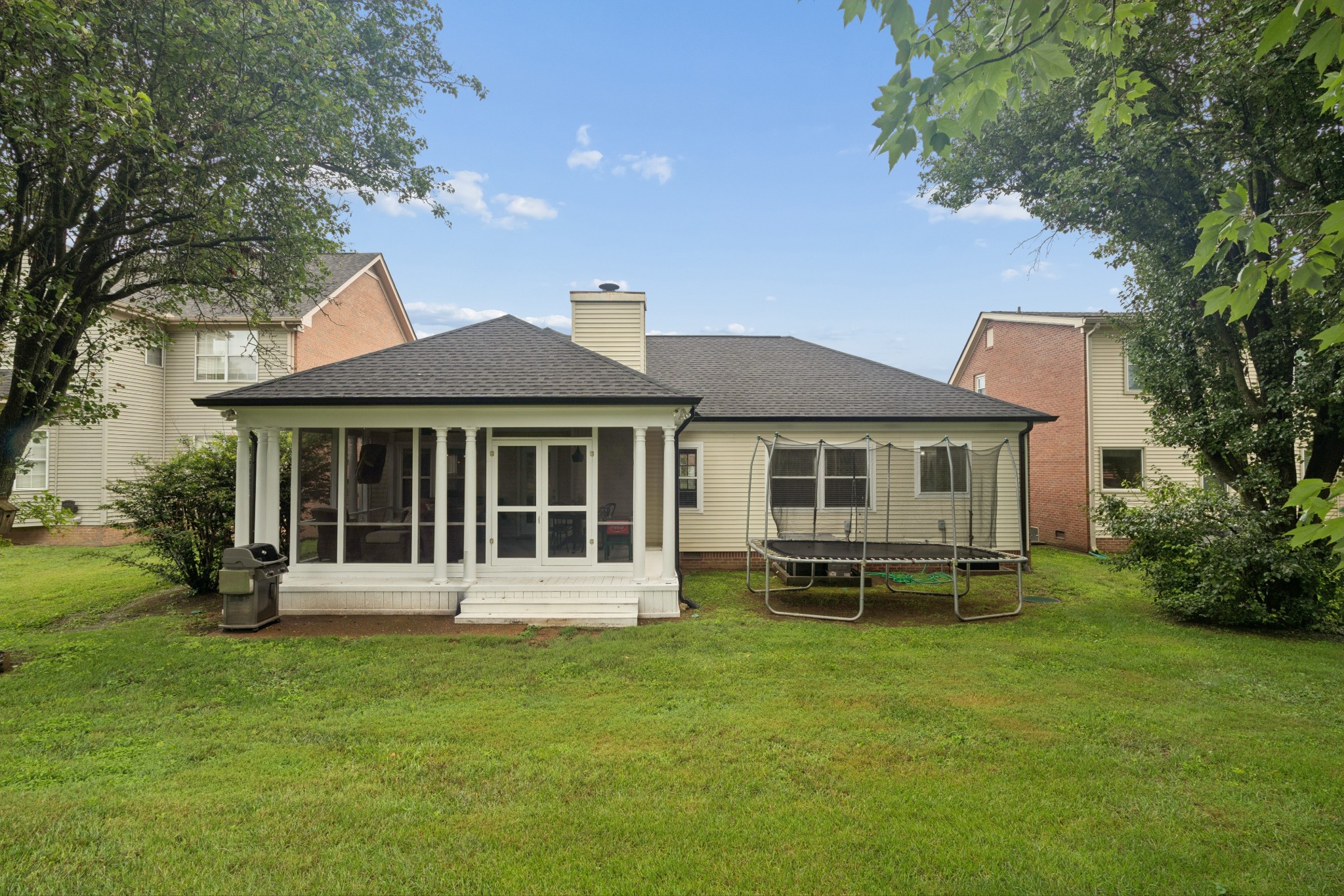 176 Crestfield Pl