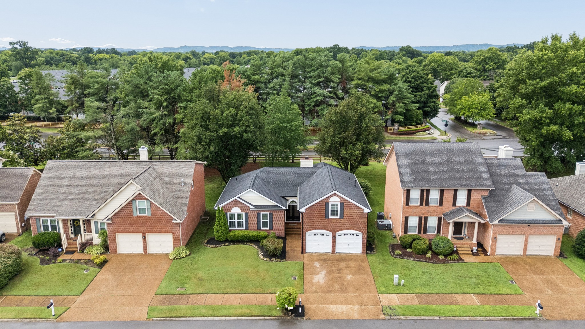 176 Crestfield Pl