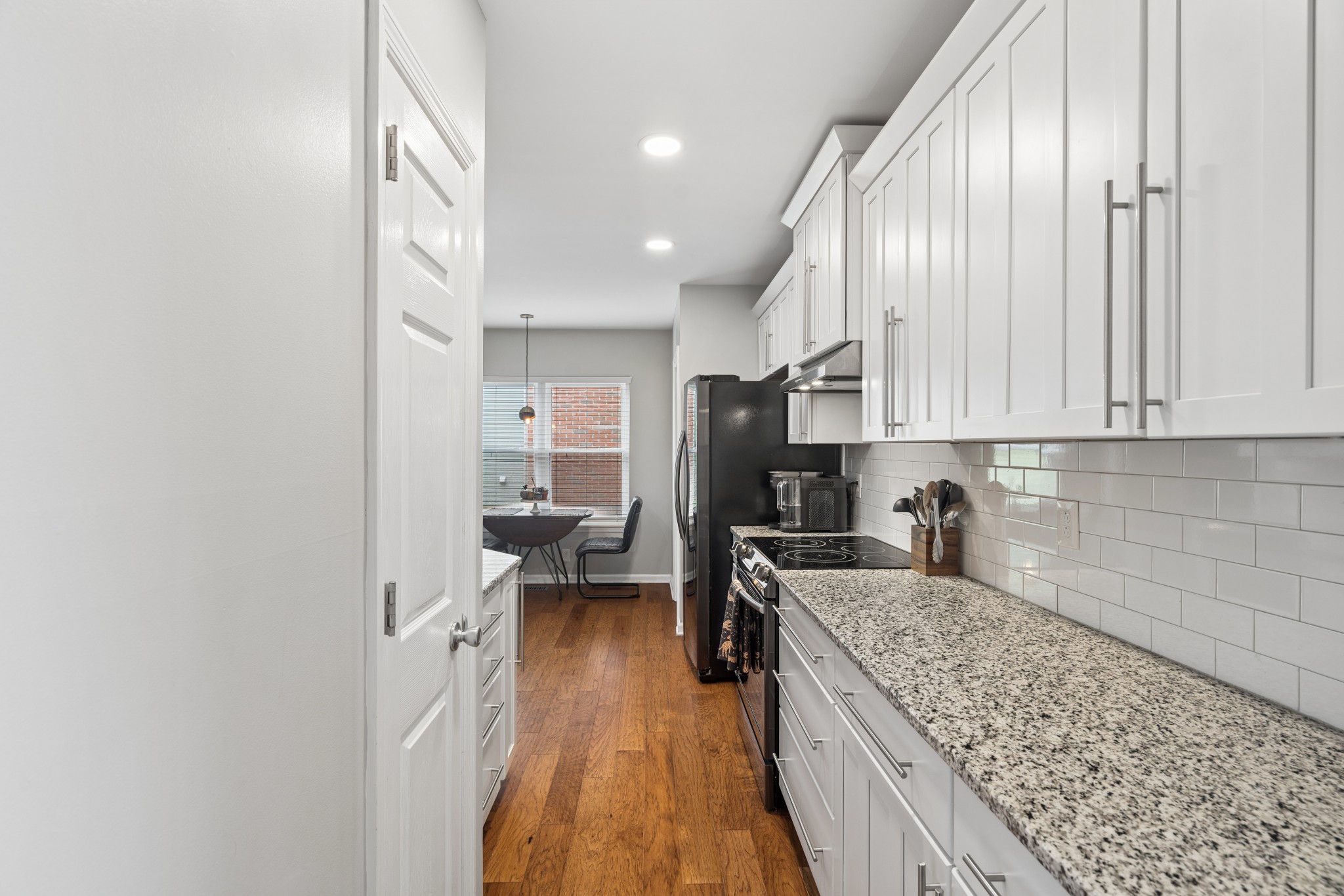176 Crestfield Pl