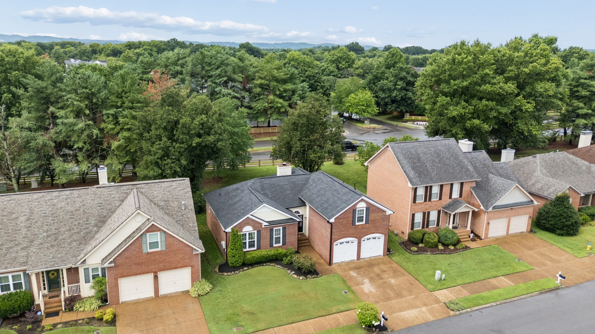 176 Crestfield Pl