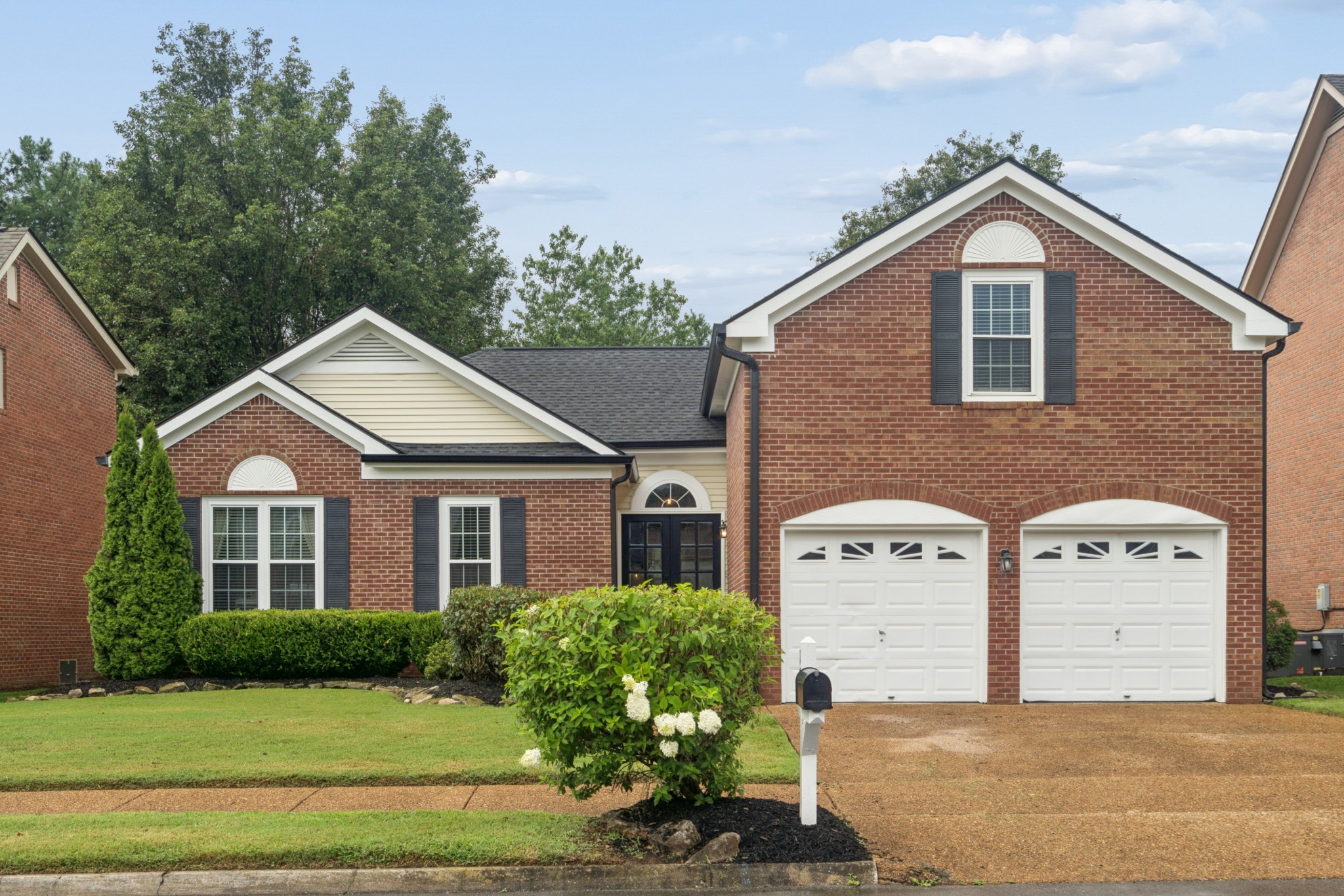 176 Crestfield Pl