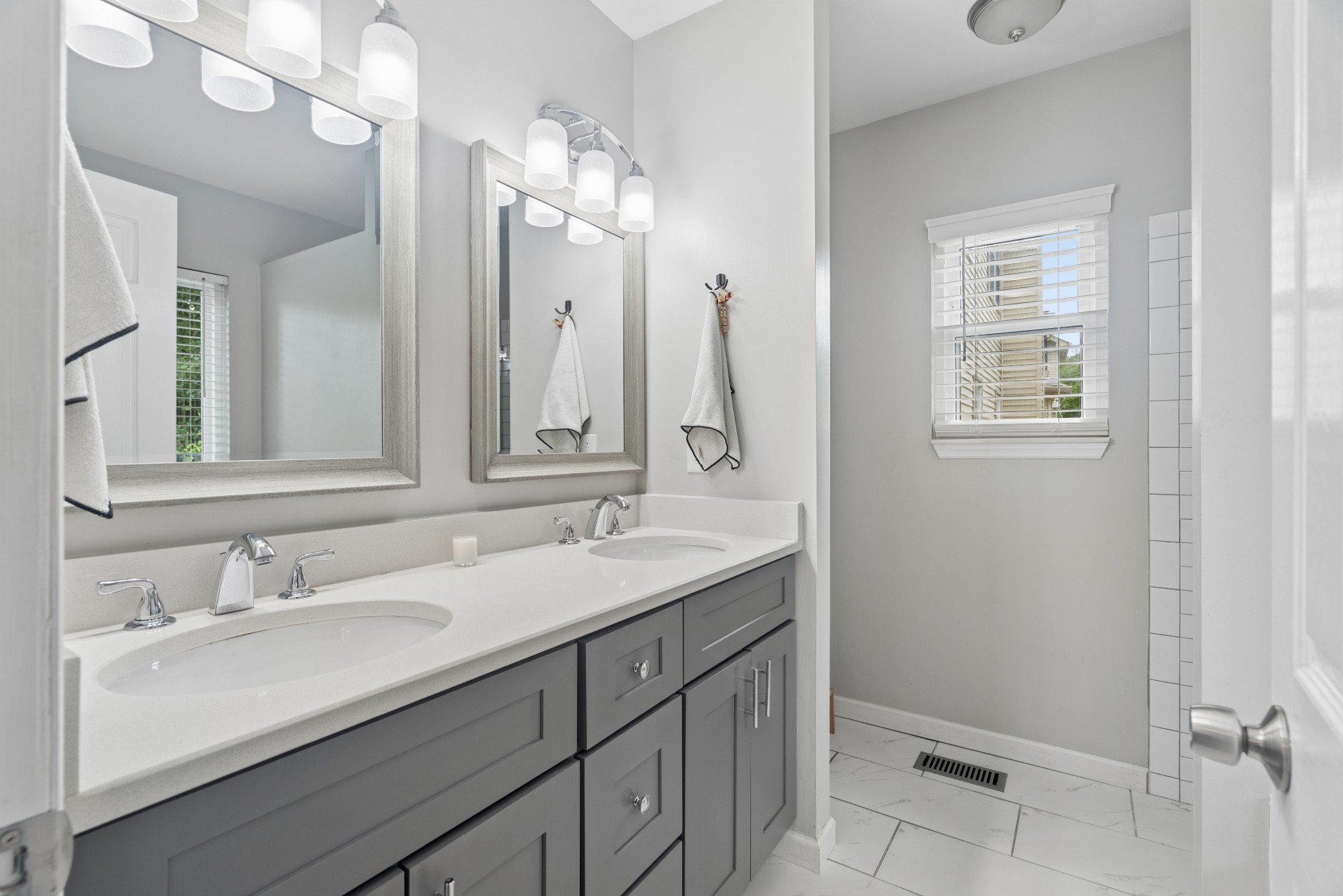 176 Crestfield Pl