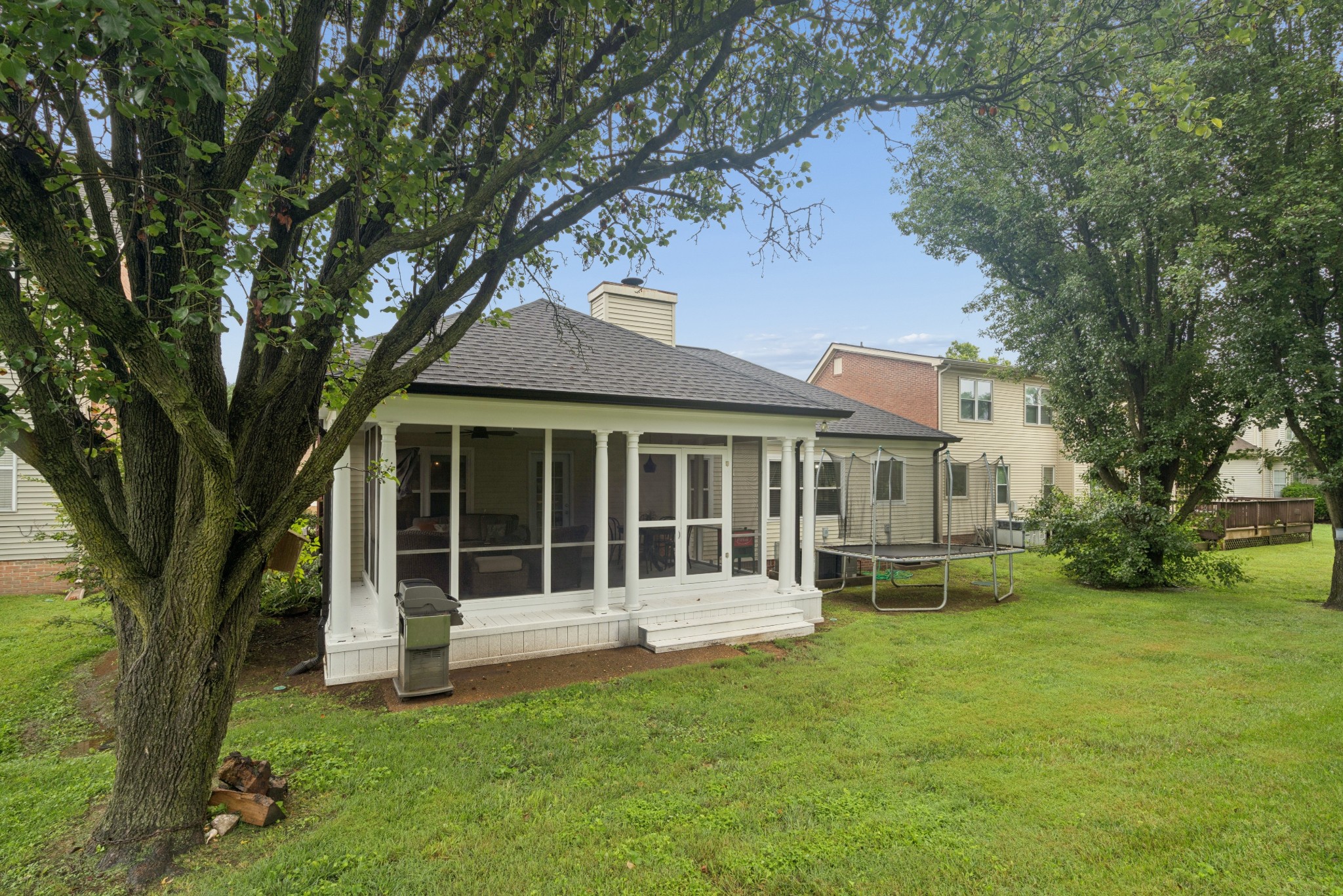 176 Crestfield Pl