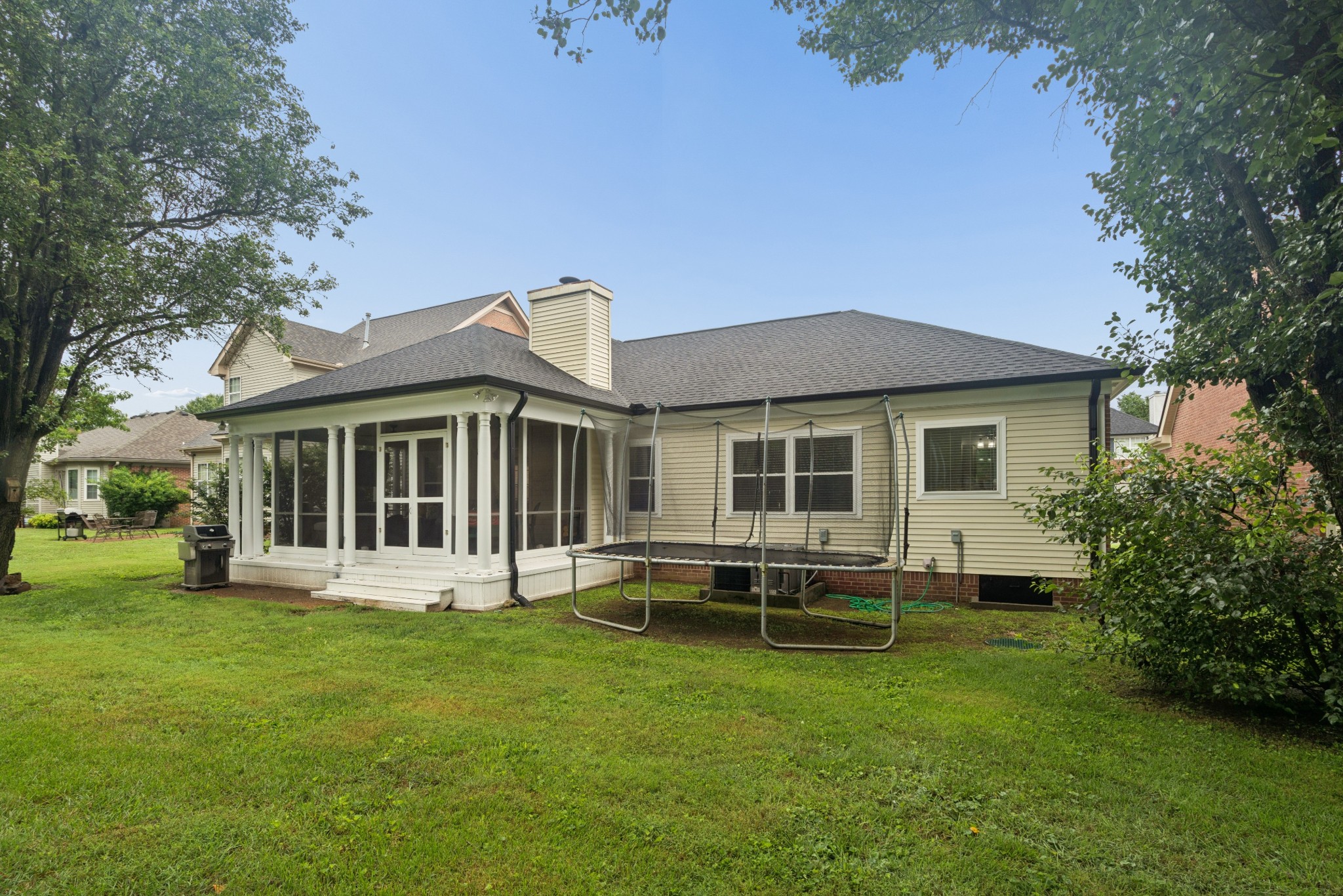 176 Crestfield Pl