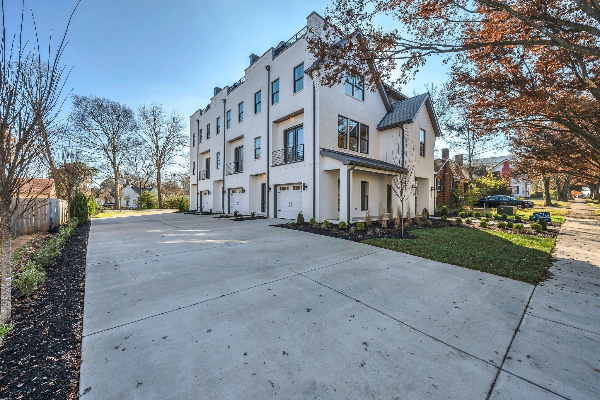 520 N Maple St Unit: 3