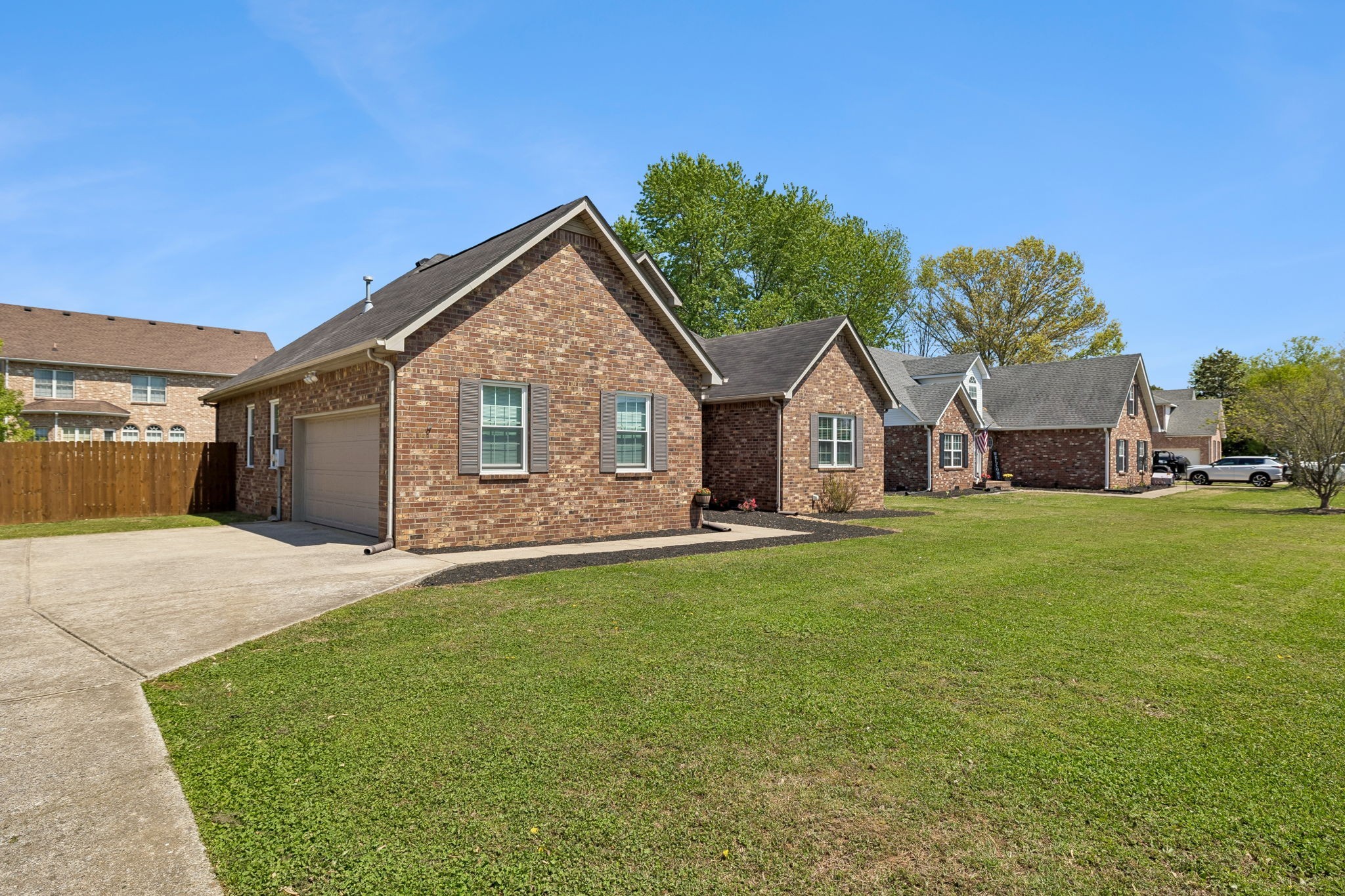 1928 Pennington Dr