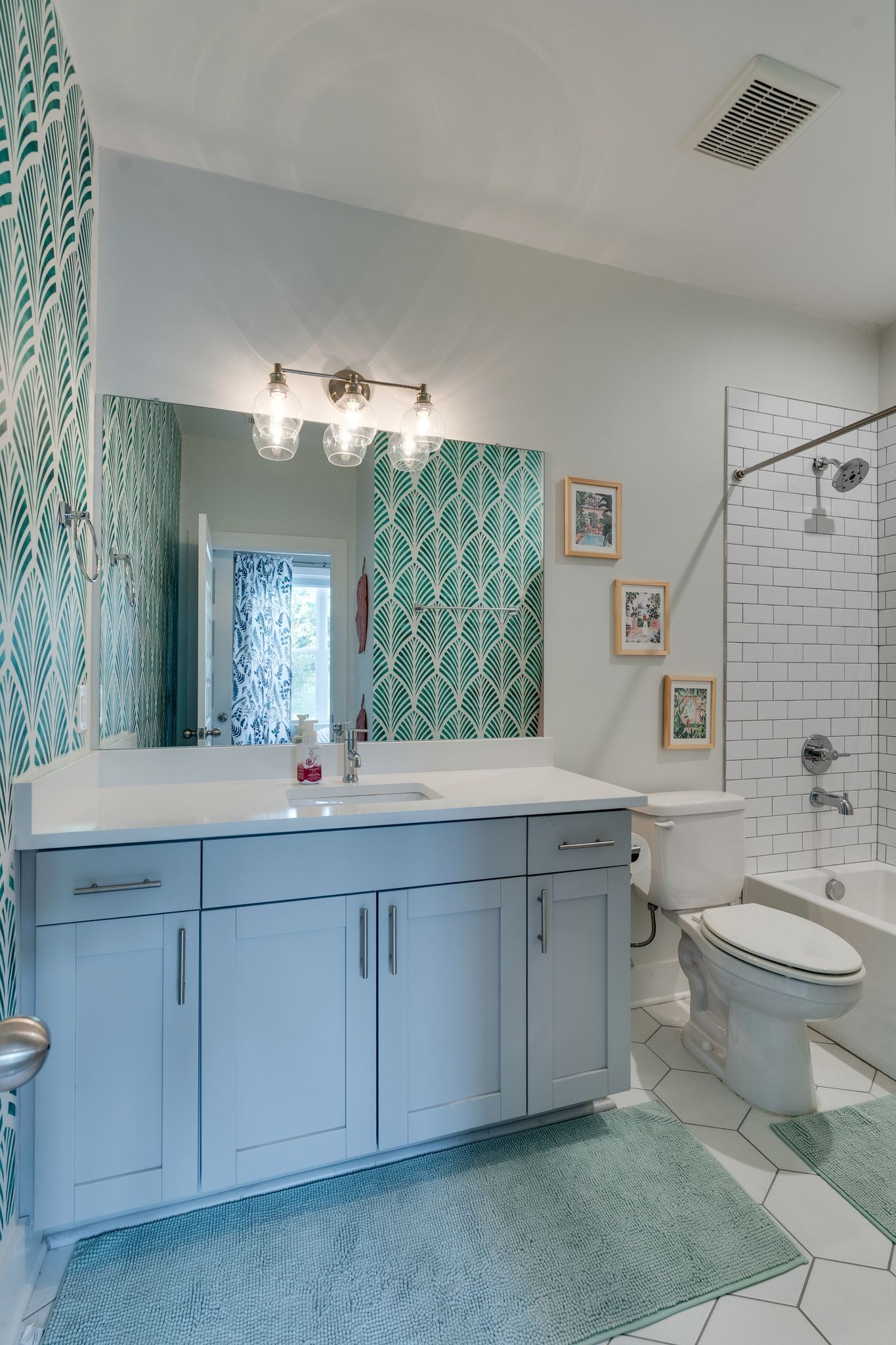 700 James Ave Unit: 17