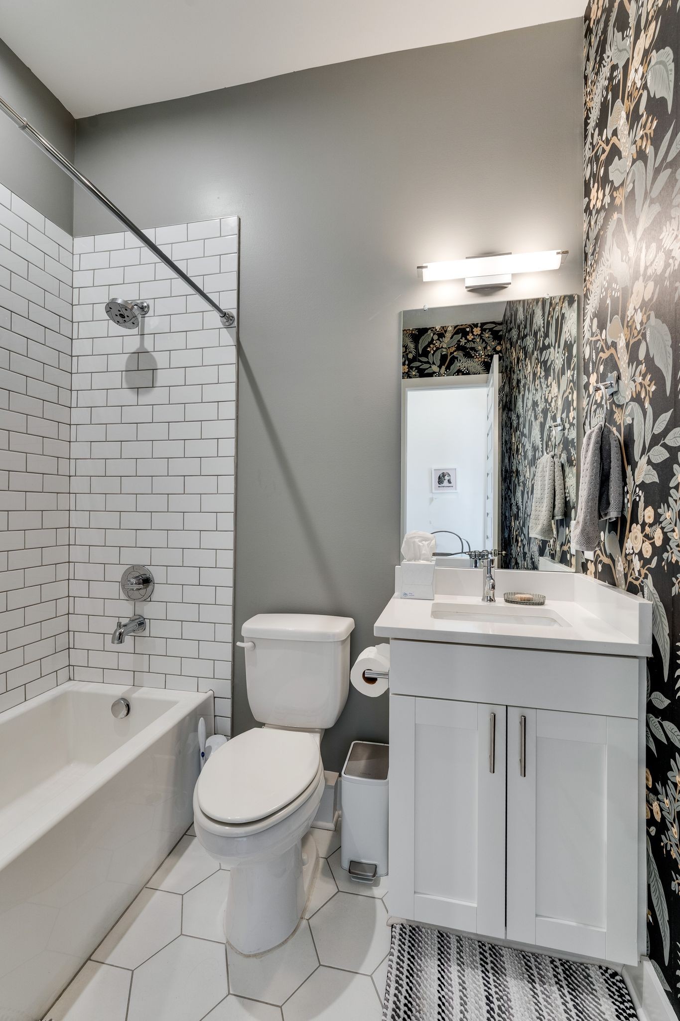 700 James Ave Unit: 17