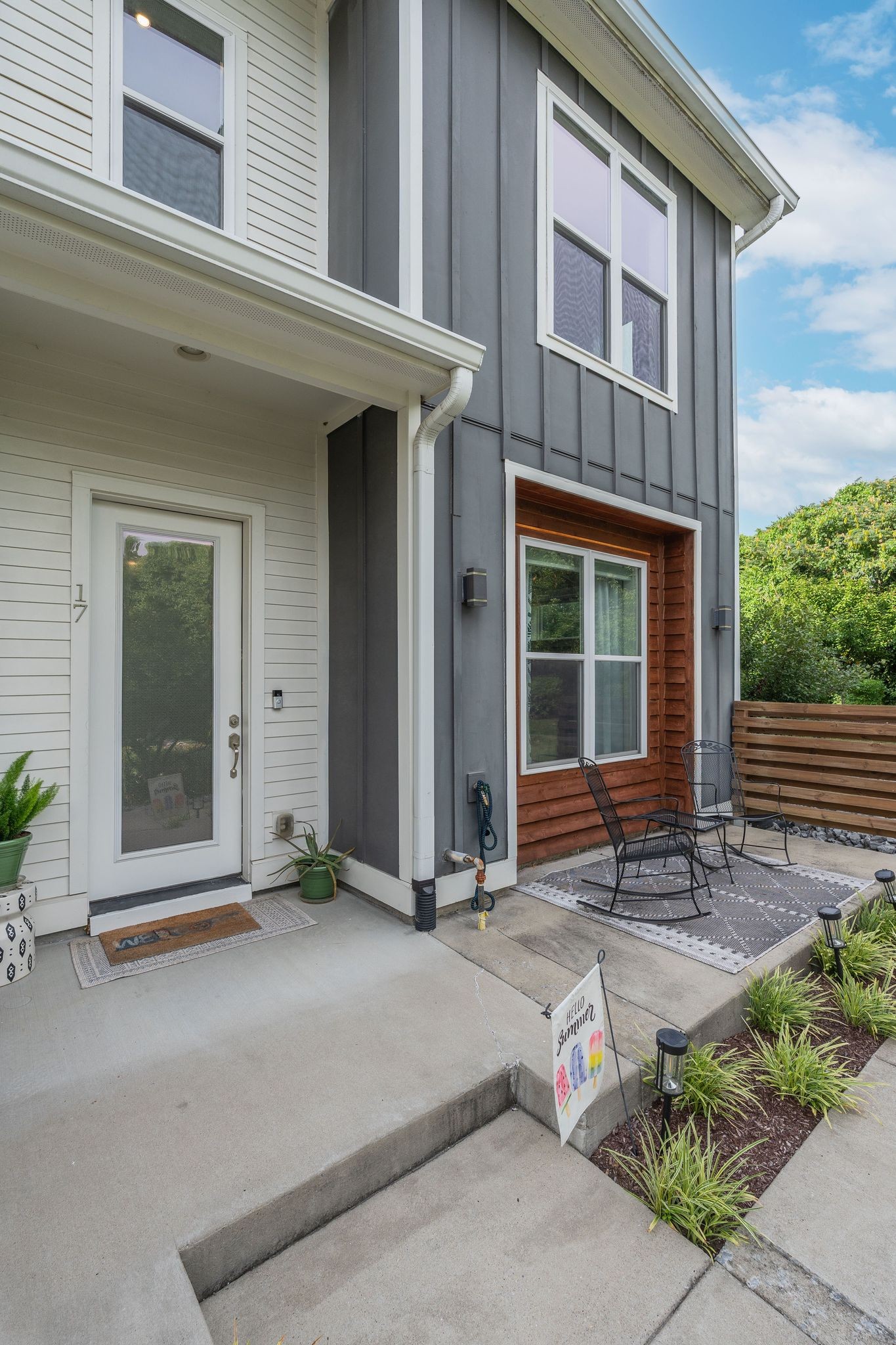 700 James Ave Unit: 17
