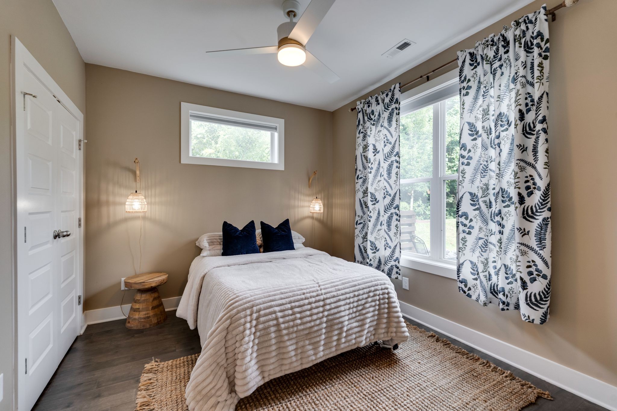 700 James Ave Unit: 17