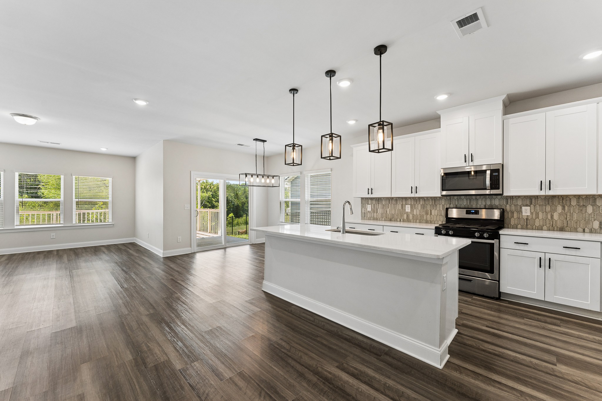 4030 Arrowleaf Ln