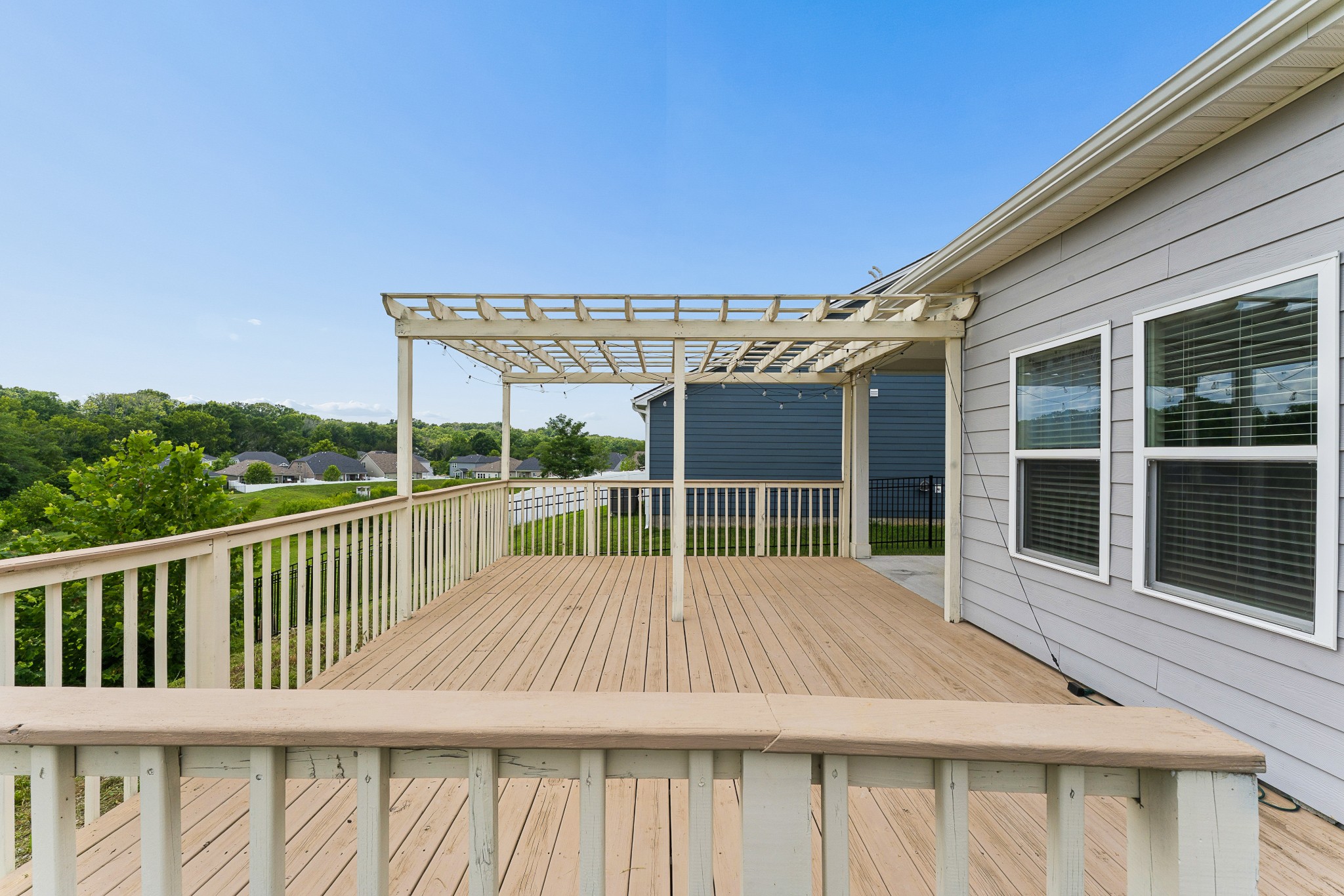 4030 Arrowleaf Ln
